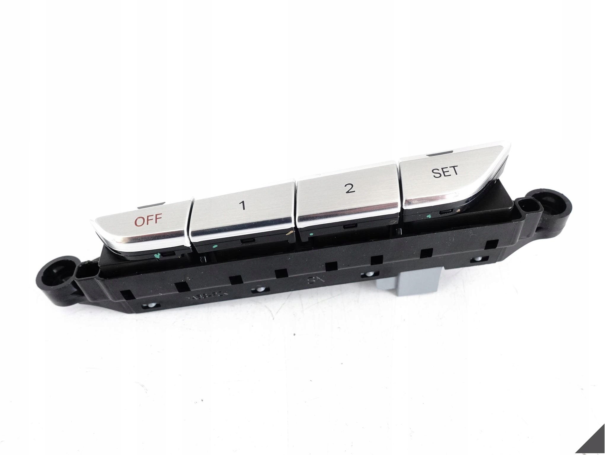 AUDI A8 S8 4H0 D4 09-17 LIFT PRZEŁĄCZNIK PAMIĘCI FOTELA CHROM LEWY AUDI A8 S8 4H0 D4 09-17 LIFT PRZEŁĄCZNIK PAMIĘCI FOTELA CHROM LEWY