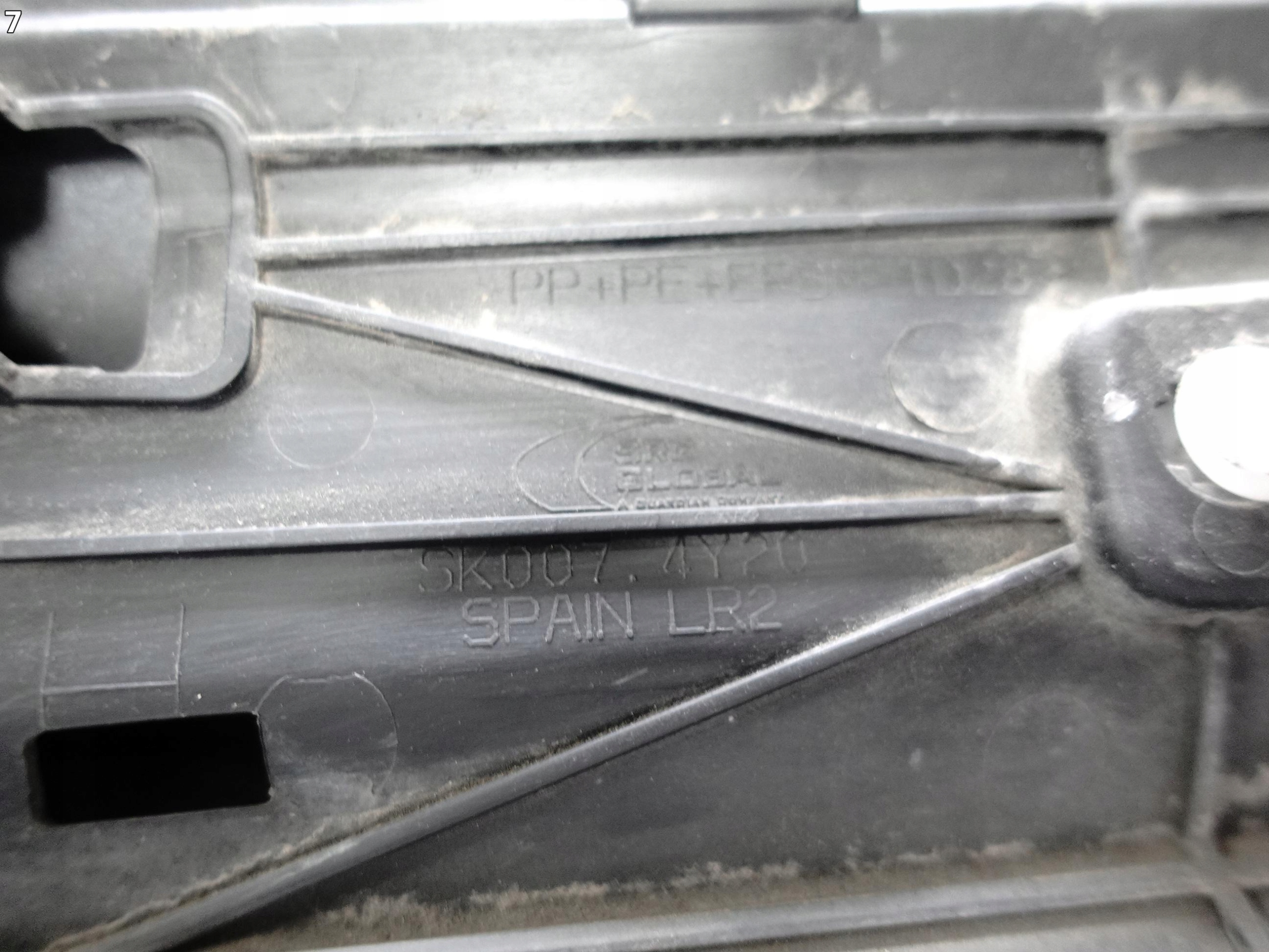 SKODA SUPERB III 3V0 15-23 LISTWA DRZWI PRZEDNICH PRAWA SKODA SUPERB III 3V0 15-23 LISTWA DRZWI PRZEDNICH PRAWA - obrazek 8