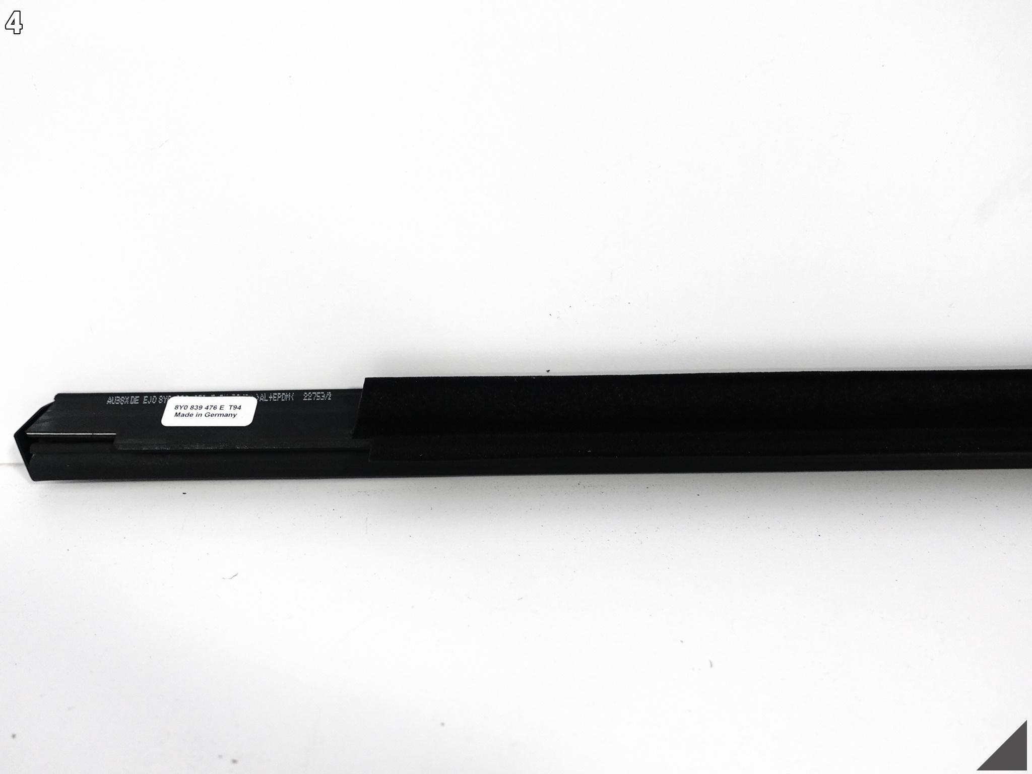 AUDI A3 S3 RS3 8Y0 20- LISTWA ZGARNIAJĄCA SZYBY PRAWA TYŁ 8Y0839476E T94 AUDI A3 S3 RS3 8Y0 20- LISTWA ZGARNIAJĄCA SZYBY PRAWA TYŁ 8Y0839476E T94 - obrazek 5
