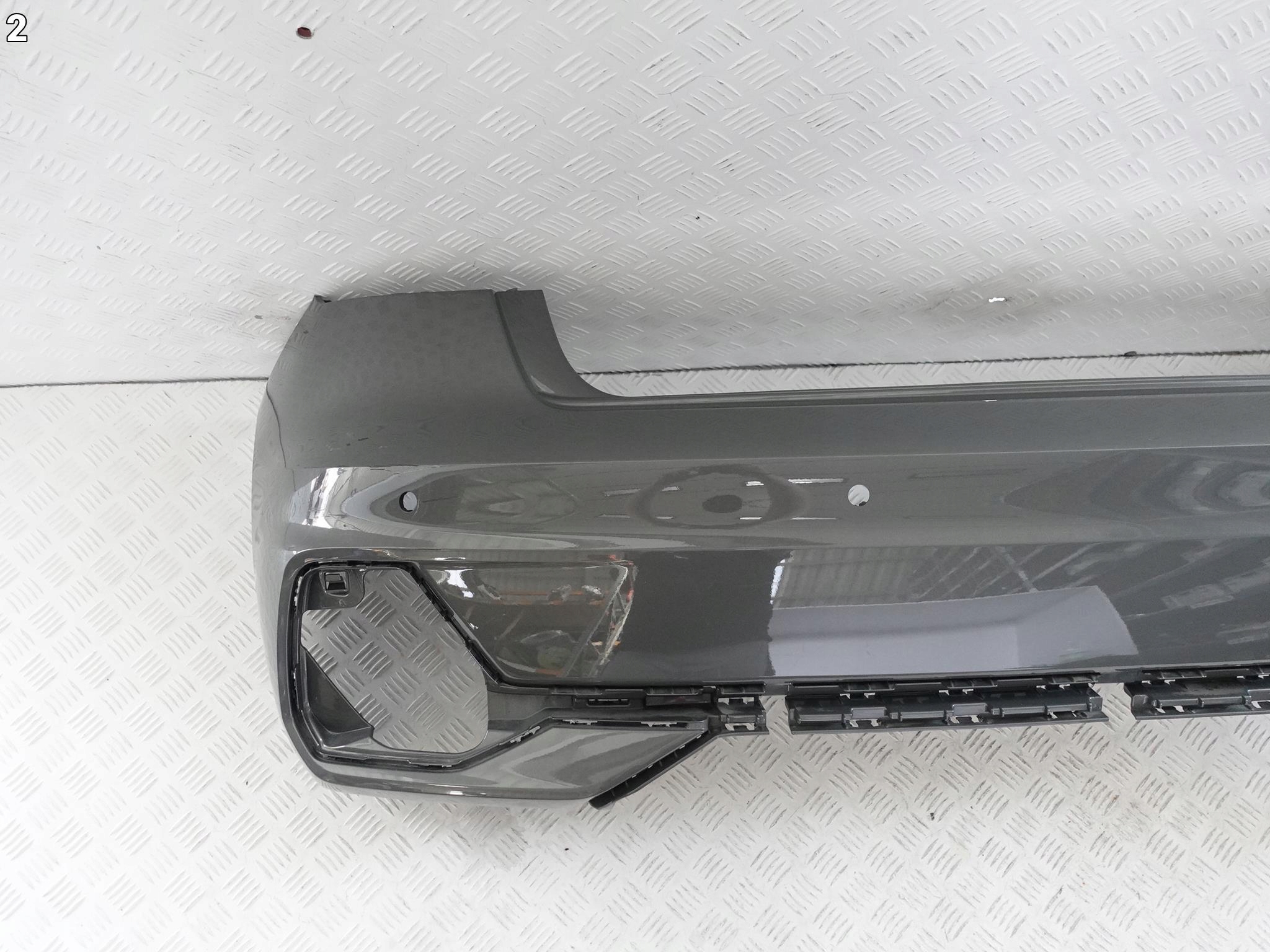 AUDI A1 II 82A S-LINE 18- ZDERZAK TYŁ *6XPDC* AUDI A1 II 82A S-LINE 18- ZDERZAK TYŁ *6XPDC* - obrazek 3