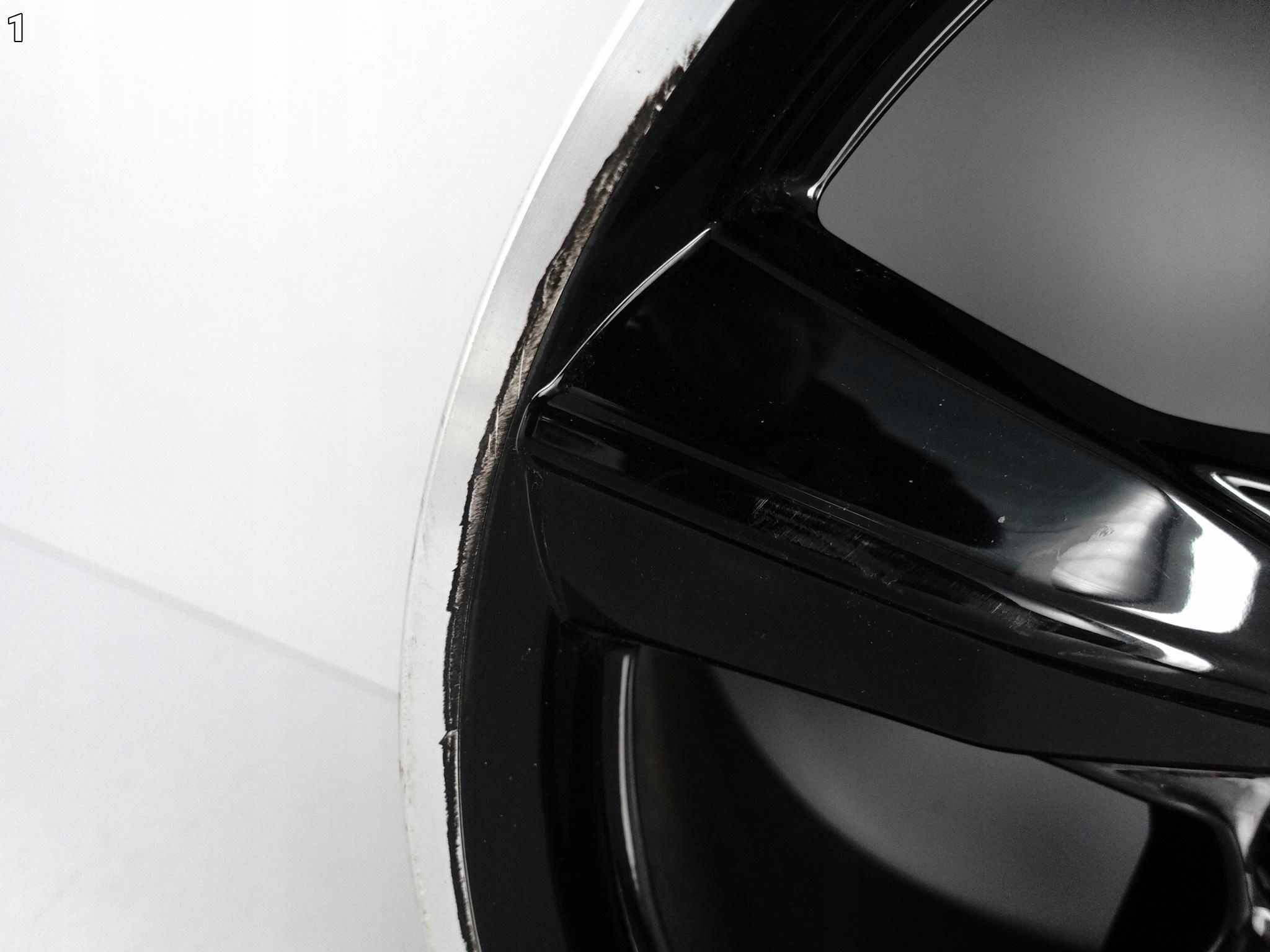 FORD MUSTANG VI 6 15- 19×9.5 ET52,5 5×114,3 FELGA FORD MUSTANG VI 6 15- 19x9.5 ET52,5 5x114,3 FELGA - obrazek 2