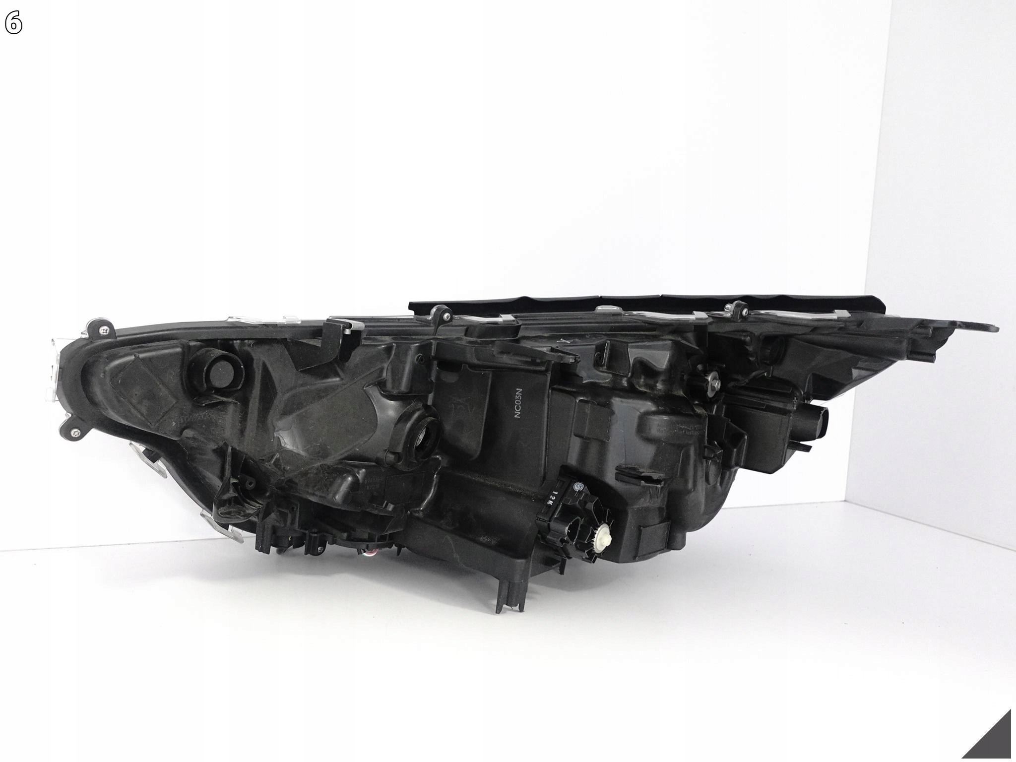 TOYOTA RAV4 RAV 4 V 5 19- LAMPA FULL LED SOCZEWKA PRAWA PRZÓD EUROPA BŁADNA TOYOTA RAV4 RAV 4 V 5 19- LAMPA FULL LED SOCZEWKA PRAWA PRZÓD EUROPA BŁADNA - obrazek 7