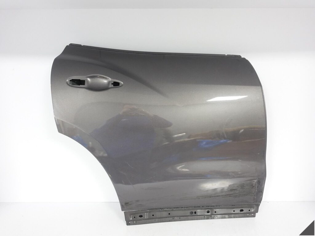 MASERATI LEVANTE M161 16-24 DRZWI DOOR PRAWE TYŁ MASERATI LEVANTE M161 16-24 DRZWI DOOR PRAWE TYŁ
