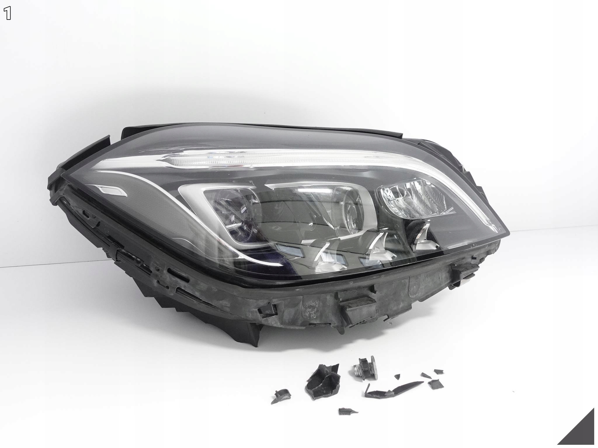 MERCEDES CLS 218 LIFT 14-18 MULTIBEAM FULL LED EU LAMPA MERCEDES CLS 218 LIFT 14-18 MULTIBEAM FULL LED EU LAMPA - obrazek 2