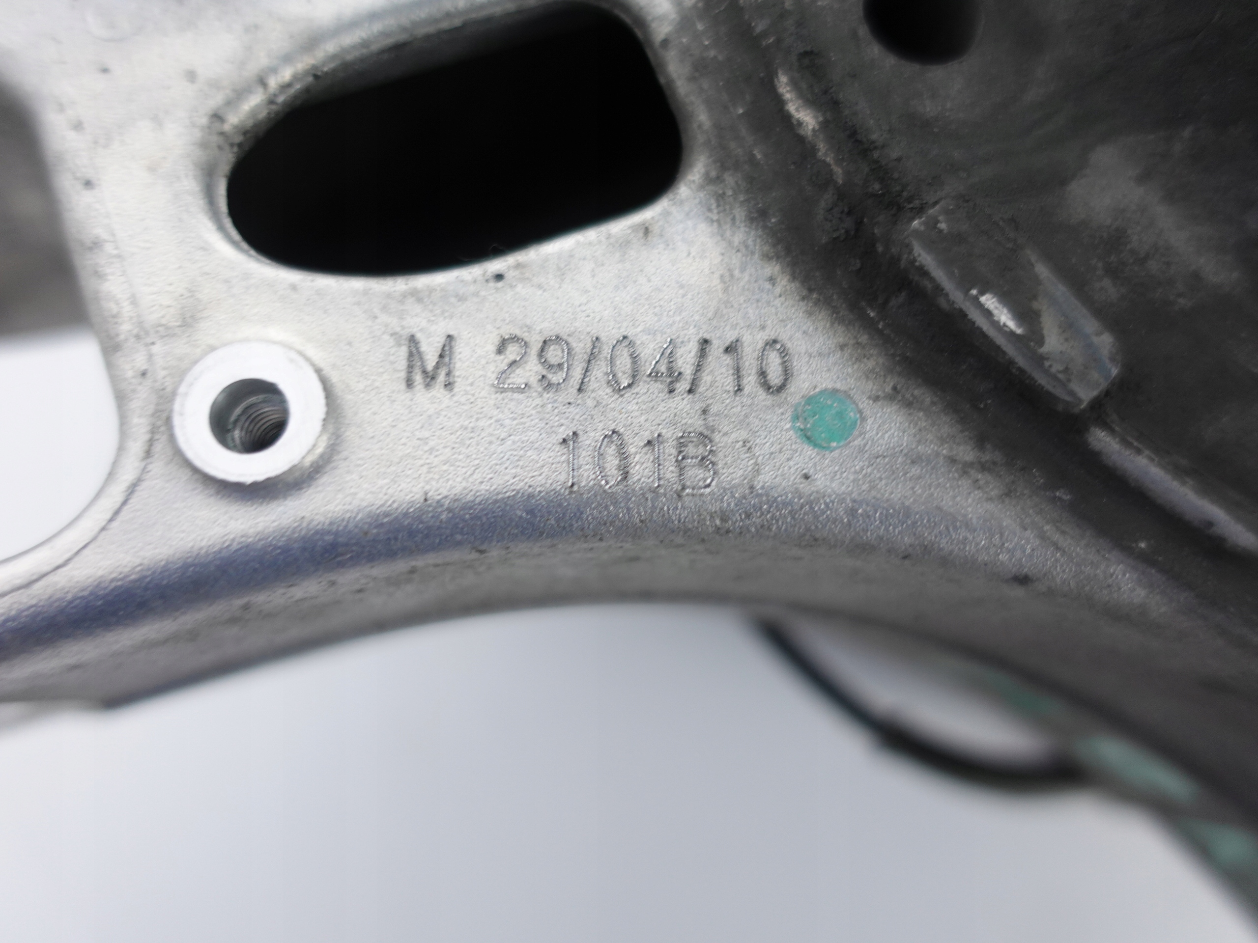 FERRARI 458 ITALIA 488 PIASTA ZWROTNICA PRAWA TYŁ FERRARI 458 ITALIA 488 PIASTA ZWROTNICA PRAWA TYŁ - obrazek 7