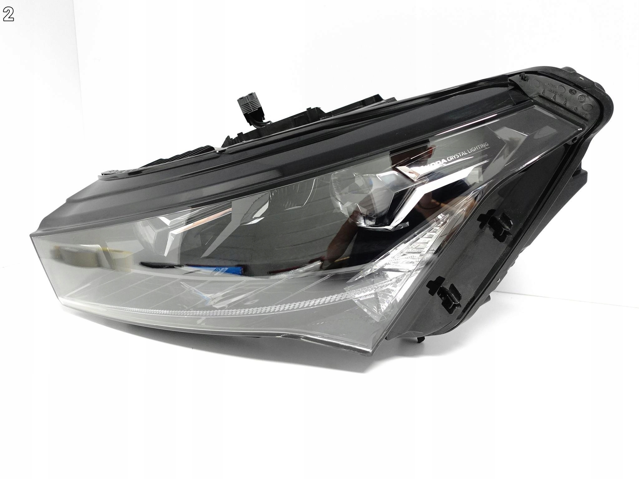 SKODA ENYAQ IV ELECTRIC 5LB 5LA 20- LAMPA FULL LED CRYSTAL LIGHTING LEWA EU SKODA ENYAQ IV ELECTRIC 5LB 5LA 20- LAMPA FULL LED CRYSTAL LIGHTING LEWA EU - obrazek 3