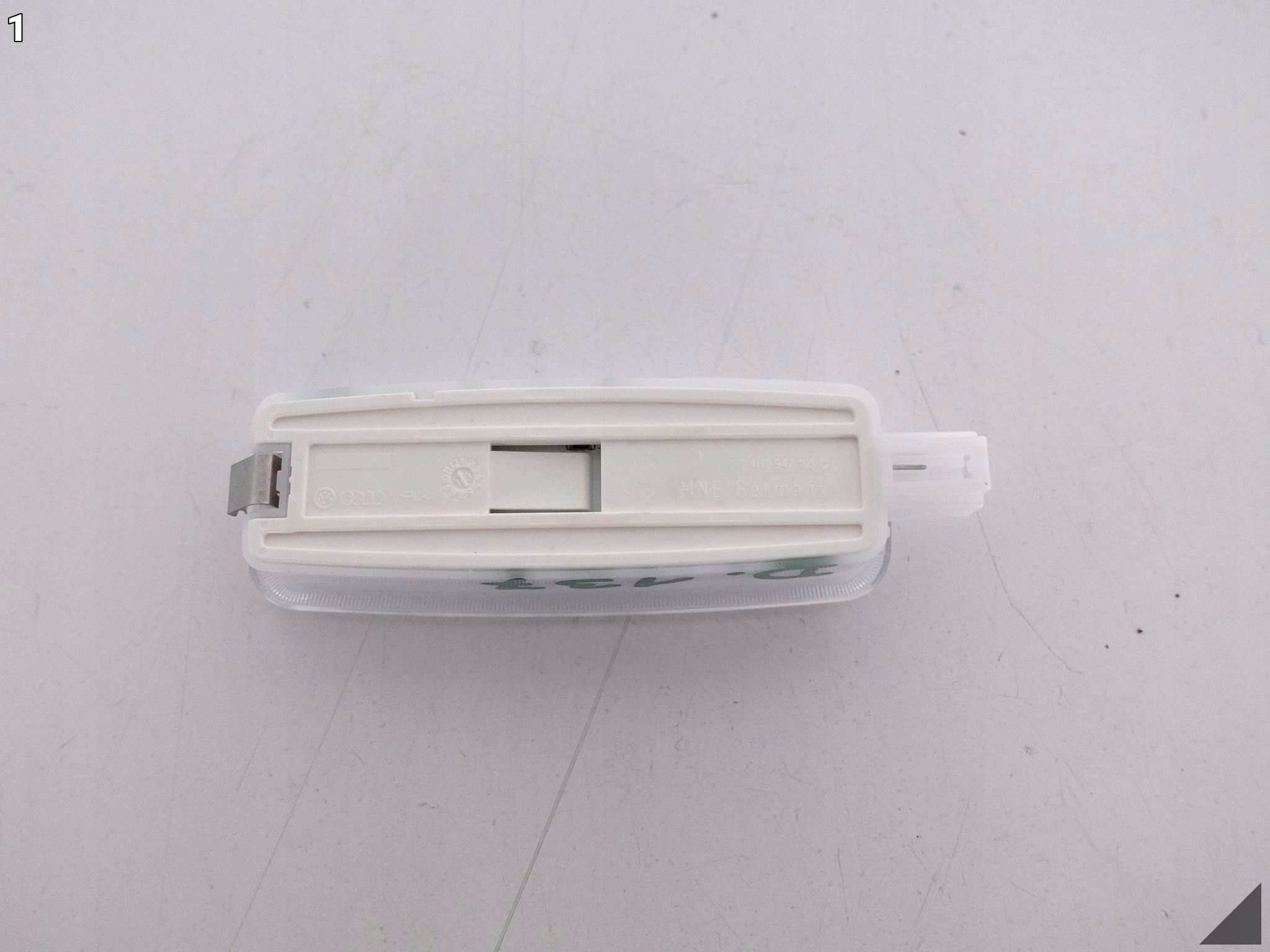 AUDI A8 S8 4H0 A6 S6 4G0 A7 S7 4G8 C7 LIFT OŚWIETLENIE KABINY LED AUDI A8 S8 4H0 A6 S6 4G0 A7 S7 4G8 C7 LIFT OŚWIETLENIE KABINY LED - obrazek 2