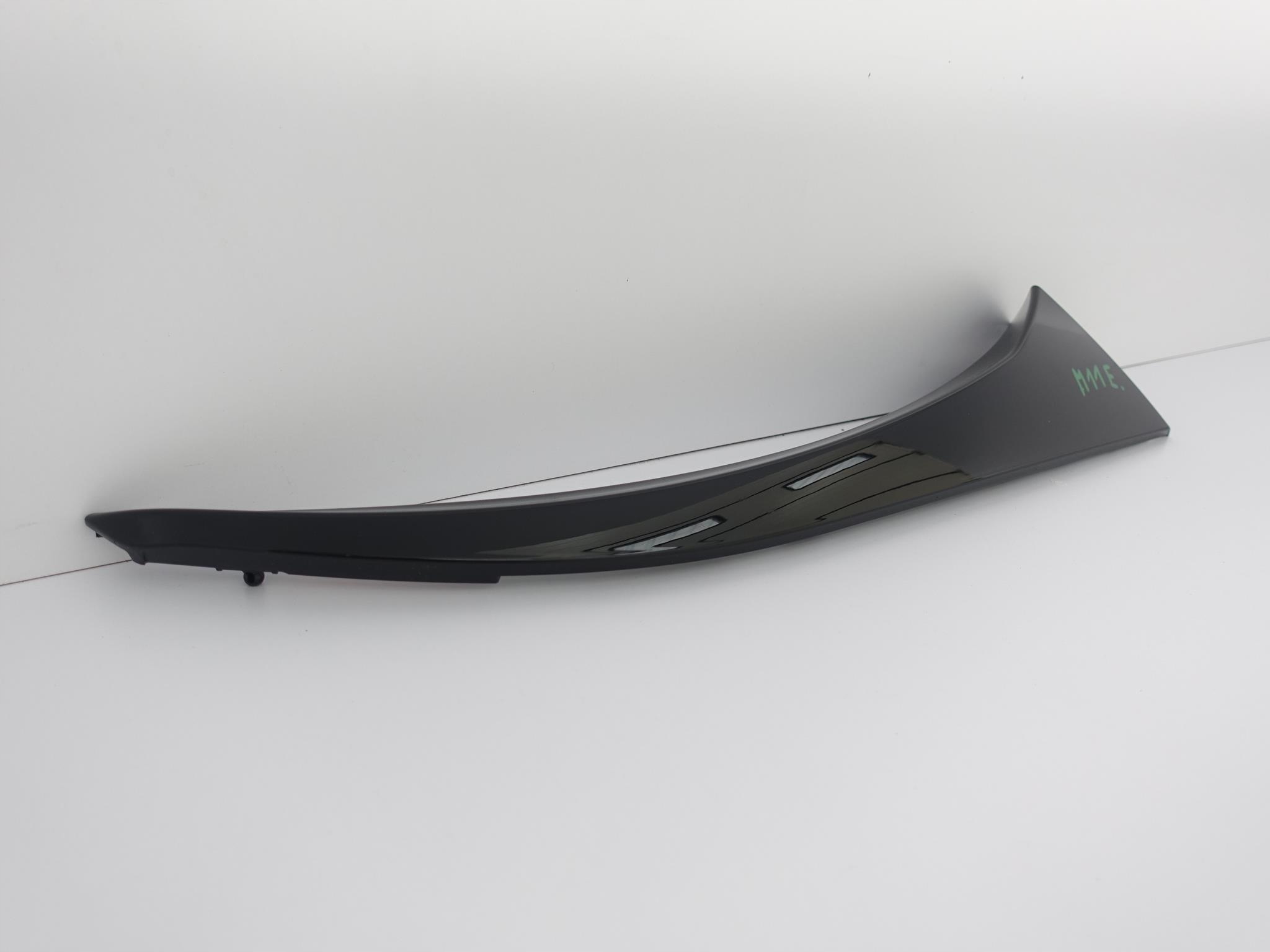 MASERATI LEVANTE LISTWA OSŁONA SPOILER PRAWA TYŁ MASERATI LEVANTE LISTWA OSŁONA SPOILER PRAWA TYŁ - obrazek 2