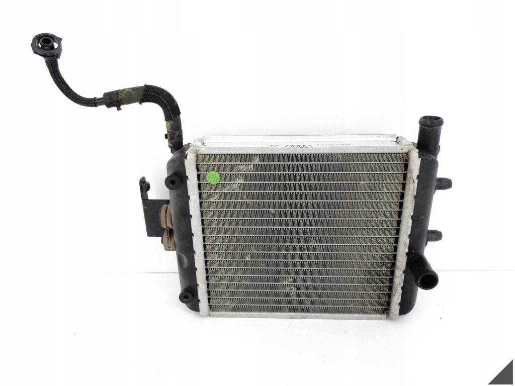 AUDI RS7 4G8 RS6 4G0 14-18 DODATKOWA CHŁODNICA WODY PRZEWÓD ODPOWIETRZAJĄCY AUDI RS7 4G8 RS6 4G0 14-18 DODATKOWA CHŁODNICA WODY PRZEWÓD ODPOWIETRZAJĄCY