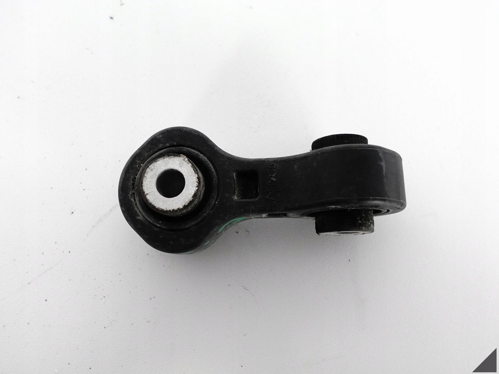 AUDI A6 S6 4G0 A7 S7 4G8 A8 S8 4H0 ŁĄCZNIK WSPORNIK STABILIZATORA TYŁ L=R AUDI A6 S6 4G0 A7 S7 4G8 A8 S8 4H0 ŁĄCZNIK WSPORNIK STABILIZATORA TYŁ L=R