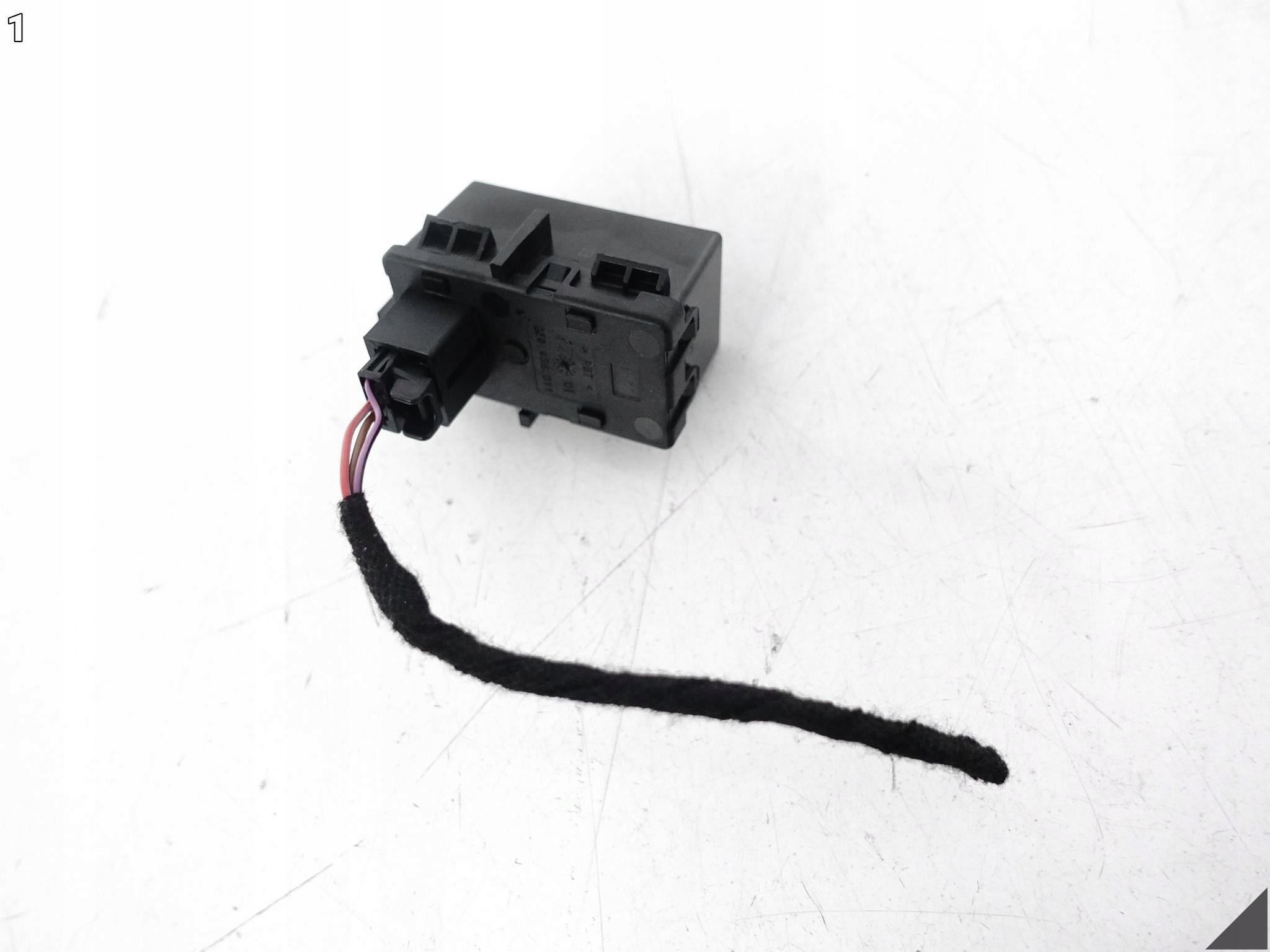 AUDI RS7 S7 A7 4G8 RS6 S6 A6 4G0 C7 A8 S8 4H0 D4 MODUŁ KESSY KEYLESS GO AUDI RS7 S7 A7 4G8 RS6 S6 A6 4G0 C7 A8 S8 4H0 D4 MODUŁ KESSY KEYLESS GO - obrazek 2