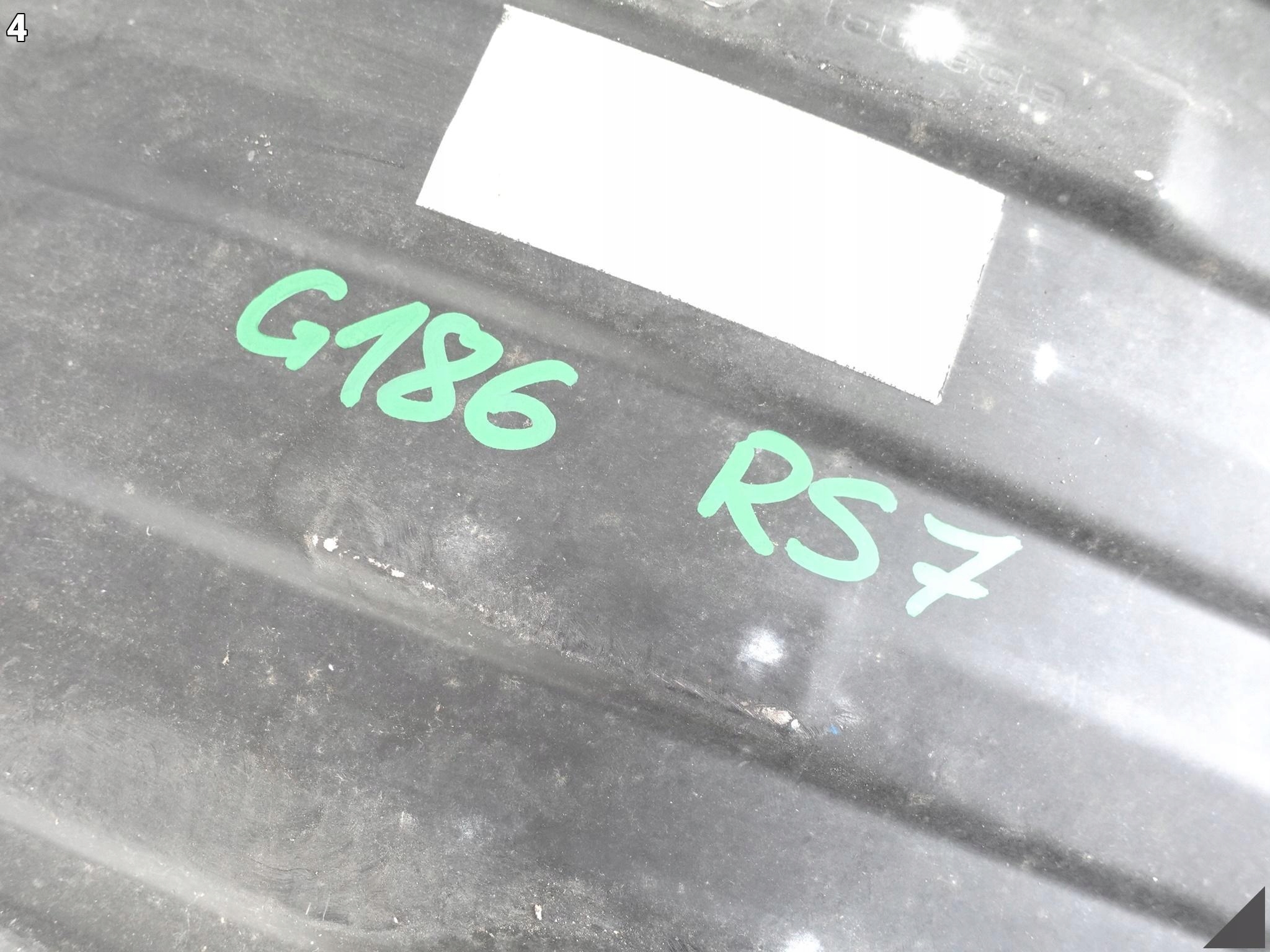AUDI RS7 4G8 RS6 4G0 C7 14-18 WYDECH TŁUMIK KOŃCOWY PRAWY TYŁ 4.0TFSI 70KM AUDI RS7 4G8 RS6 4G0 C7 14-18 WYDECH TŁUMIK KOŃCOWY PRAWY TYŁ 4.0TFSI 70KM - obrazek 5
