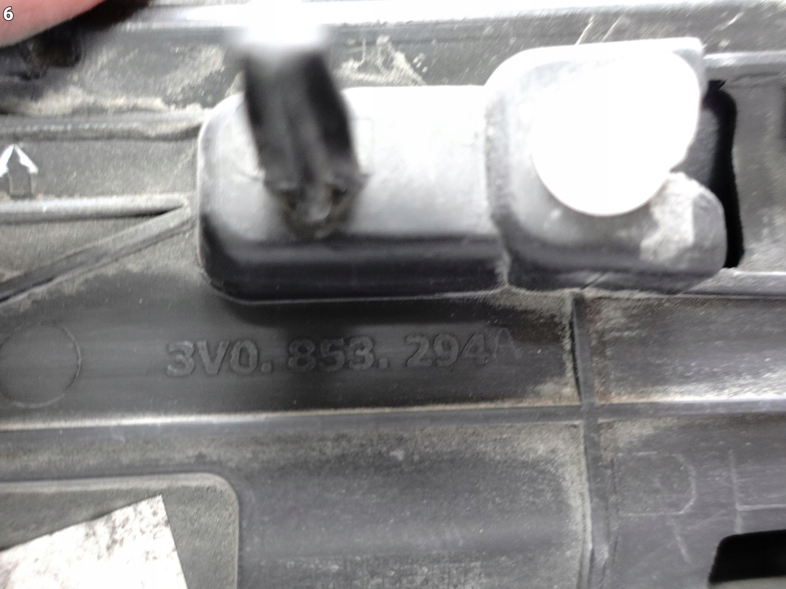 SKODA SUPERB III 3V0 15-23 LISTWA DRZWI PRZEDNICH PRAWA SKODA SUPERB III 3V0 15-23 LISTWA DRZWI PRZEDNICH PRAWA - obrazek 7