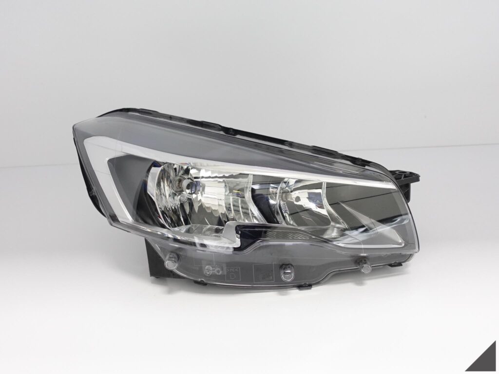 PEUGEOT 508 I LIFT 14-18 LAMPA ZWYKŁA PRAWA EUROPA PEUGEOT 508 I LIFT 14-18 LAMPA ZWYKŁA PRAWA EUROPA