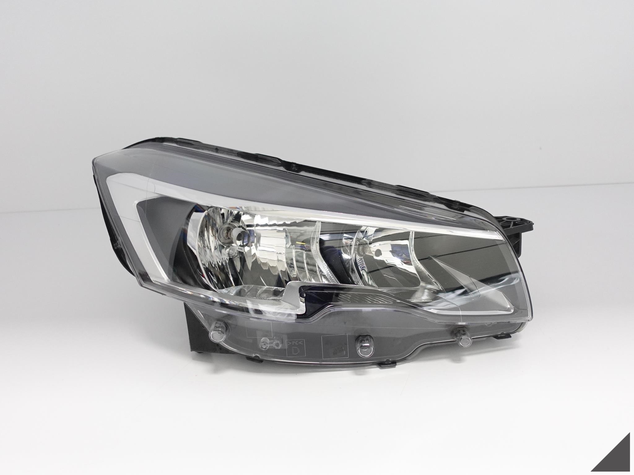 PEUGEOT 508 I LIFT 14-18 LAMPA ZWYKŁA PRAWA EUROPA PEUGEOT 508 I LIFT 14-18 LAMPA ZWYKŁA PRAWA EUROPA