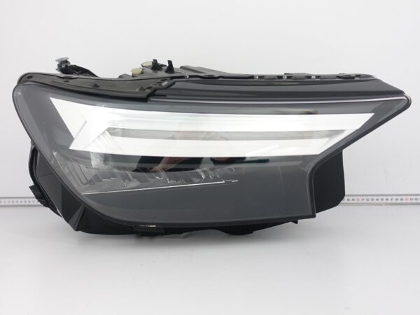 AUDI Q4 E-TRON 89A 21- LOW FULL LED LAMPA PRAWA PRZÓD EUROPA AUDI Q4 E-TRON 89A 21- LOW FULL LED LAMPA PRAWA PRZÓD EUROPA
