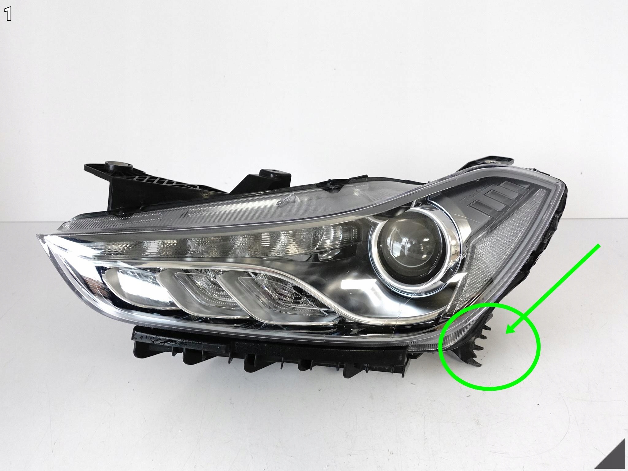 MASERATI GHIBLI M157 13-17 LAMPA XENON + LED SKRĘTNY LEWA PRZÓD EUROPA MASERATI GHIBLI M157 13-17 LAMPA XENON + LED SKRĘTNY LEWA PRZÓD EUROPA - obrazek 2
