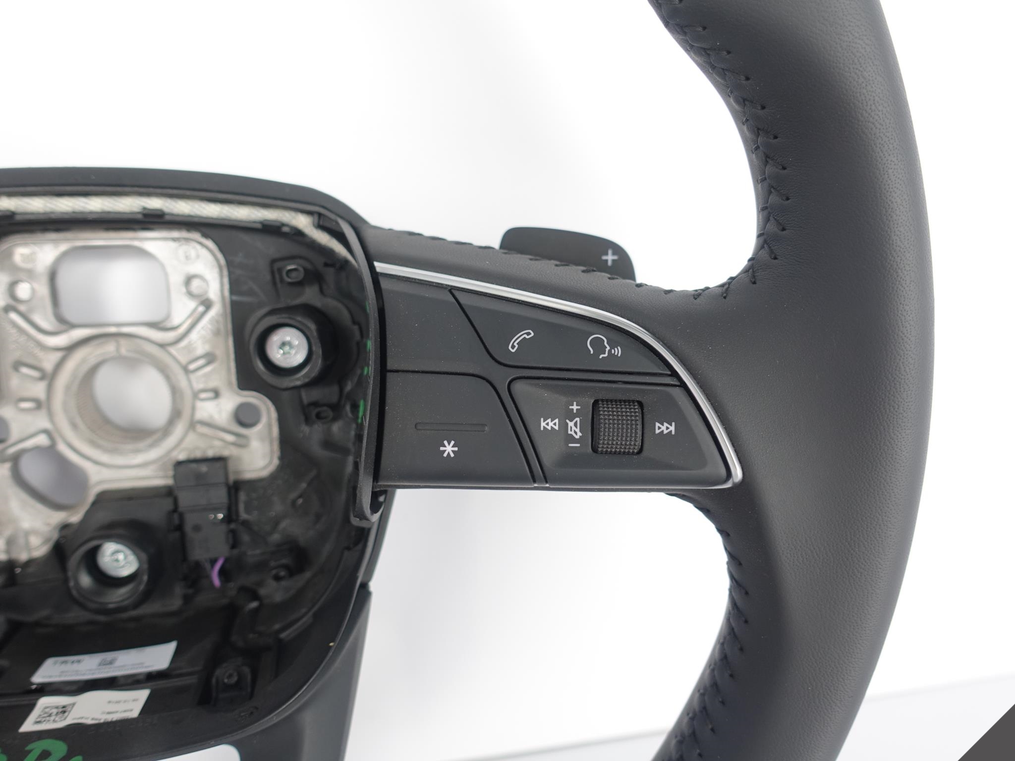 AUDI Q7 II 4M0 Q8 4M8 KIEROWNICA MULTIFUNKCYJNA AUDI Q7 II 4M0 Q8 4M8 KIEROWNICA MULTIFUNKCYJNA - obrazek 5
