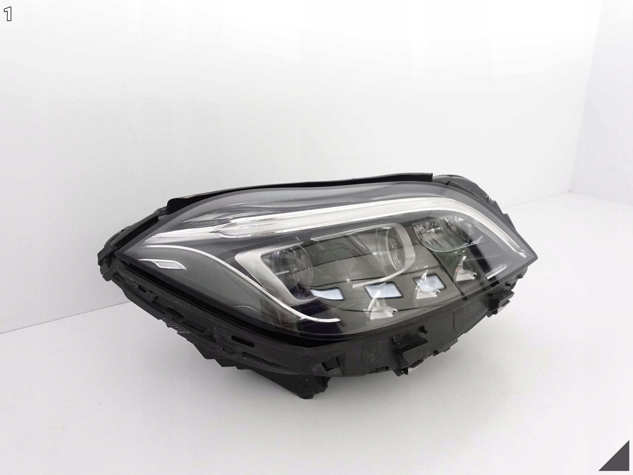 MERCEDES CLS 218 LIFT 14-18 MULTIBEAM FULL LED EU LAMPA MERCEDES CLS 218 LIFT 14-18 MULTIBEAM FULL LED EU LAMPA - obrazek 2
