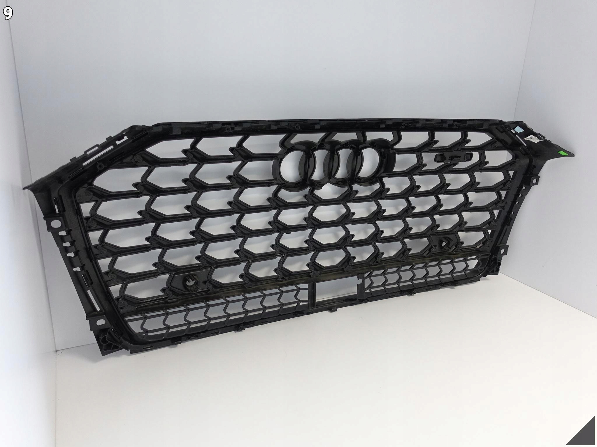 AUDI A8 S8 4N0 D5 LIFT S-LINE 21- ZDERZAK GRILL ATRAPA PRZÓD CZARNY / BLACK AUDI A8 S8 4N0 D5 LIFT S-LINE 21- ZDERZAK GRILL ATRAPA PRZÓD CZARNY / BLACK - obrazek 10