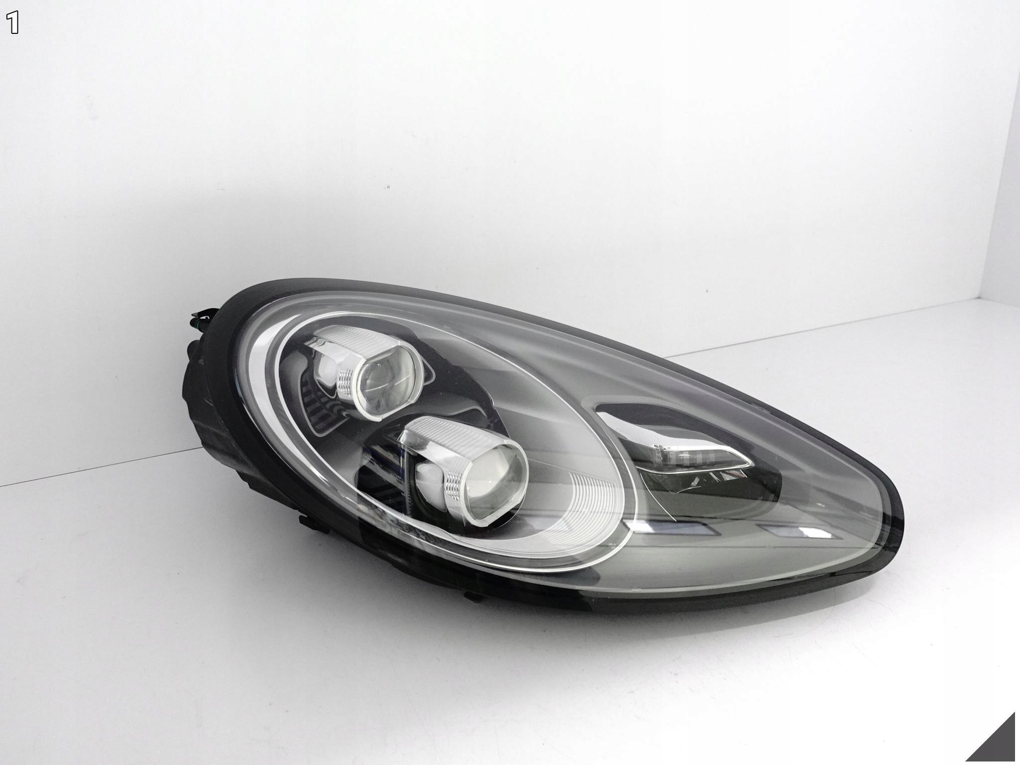 PORSCHE PANAMERA 970 LIFT MK2 13-16 PDLS PLUS SKRĘTNA FULL LED LAMPA PRAWA PORSCHE PANAMERA 970 LIFT MK2 13-16 PDLS PLUS SKRĘTNA FULL LED LAMPA PRAWA - obrazek 2