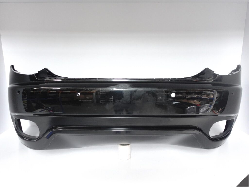 MASERATI GRANTURISMO M145 07-19 ZDERZAK BUMPER TYŁ 4xPDC 080063200 MASERATI GRANTURISMO M145 07-19 ZDERZAK BUMPER TYŁ 4xPDC 080063200