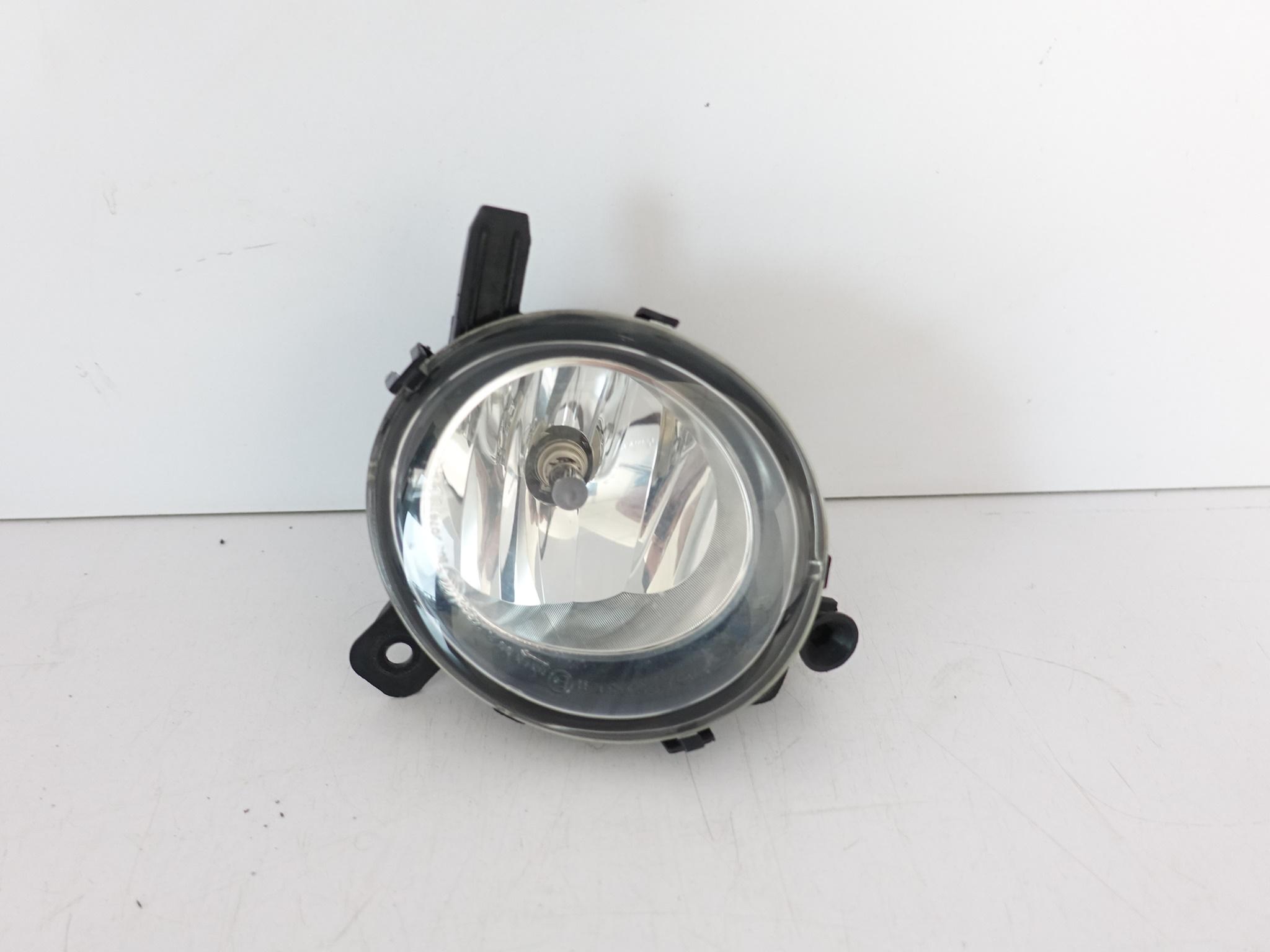 BMW F20 F30 F31 F45 F46 HALOGEN LEWY W ZDERZAK BMW F20 F30 F31 F45 F46 HALOGEN LEWY W ZDERZAK