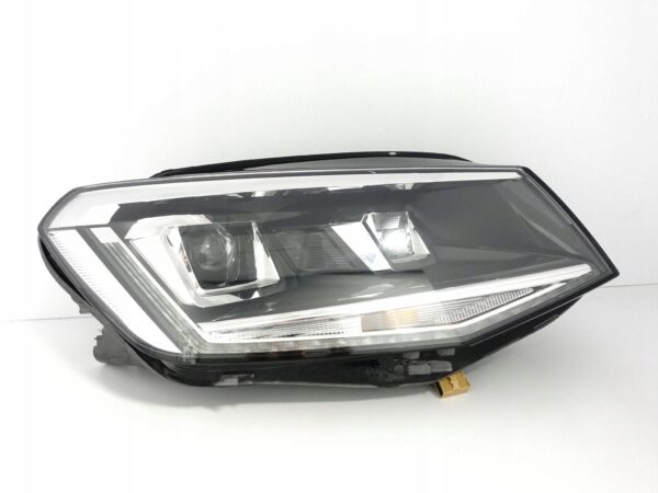 VW CADDY 2K1 LIFT 15-20 LAMPA XENON+LED PRAWA EU