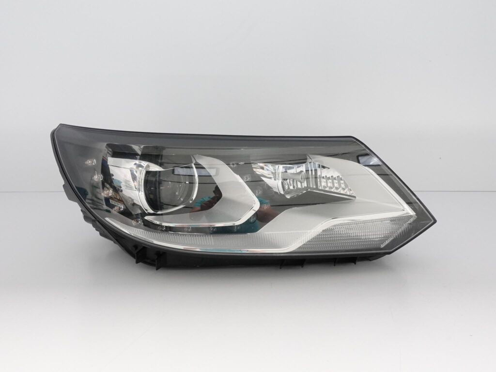 VW TIGUAN I 5N1 LIFT 11-16 LAMPA XENON+LED EU 034