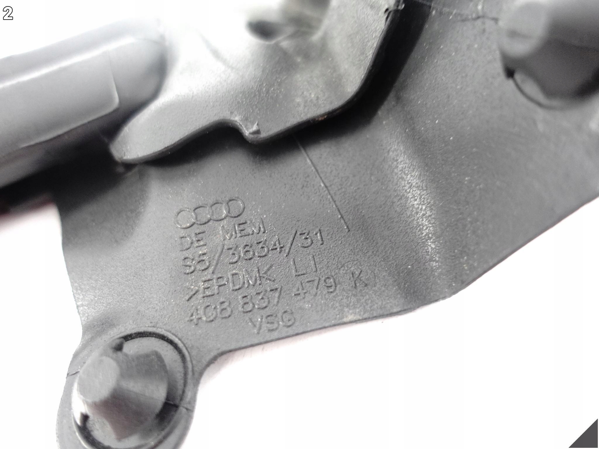AUDI RS7 S7 A7 4G8 C7 10-18 USZCZELKA OTWORU OKIENNEGO DRZWI LEWA PRZÓD AUDI RS7 S7 A7 4G8 C7 10-18 USZCZELKA OTWORU OKIENNEGO DRZWI LEWA PRZÓD - obrazek 3