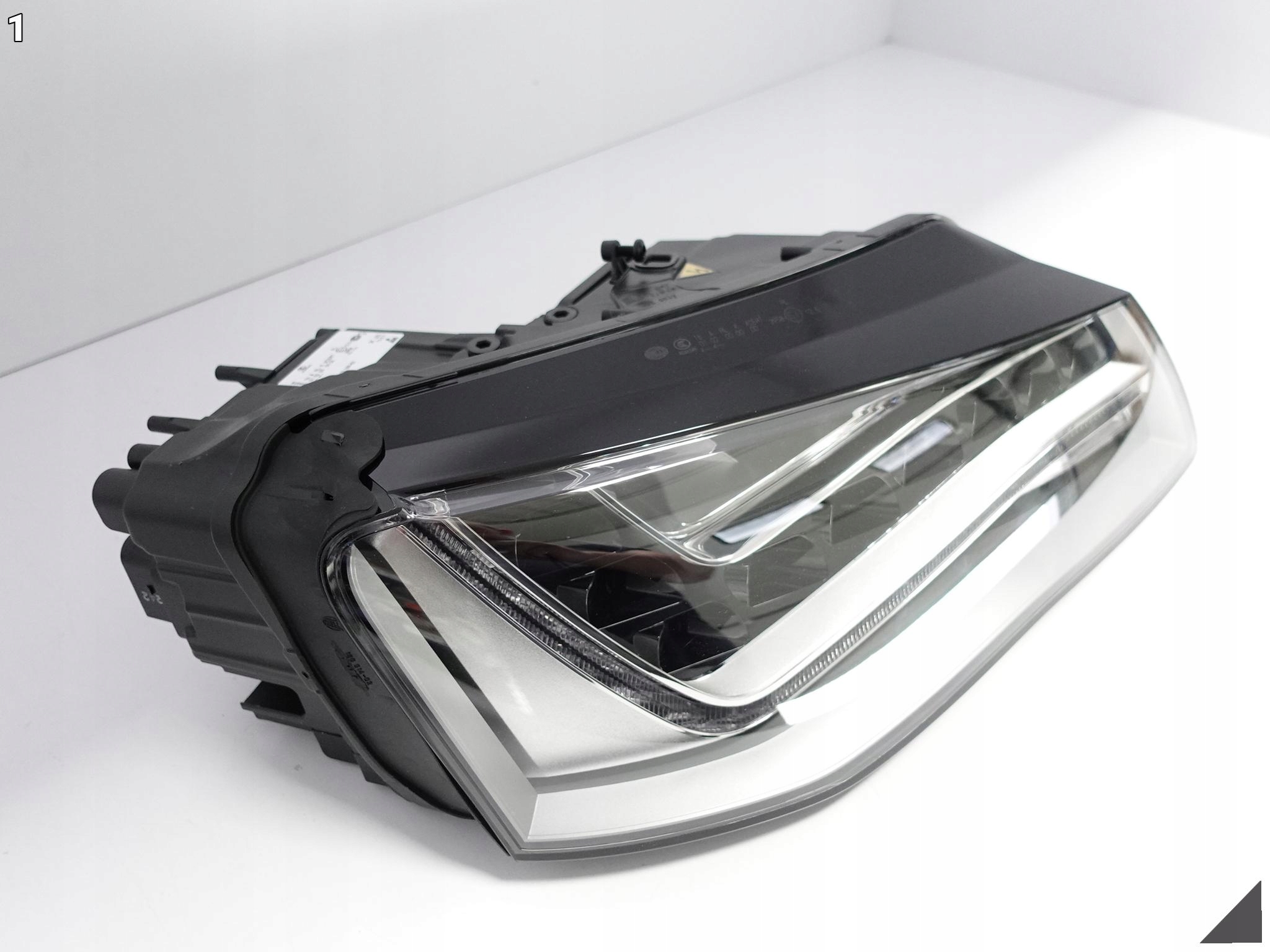 AUDI A8 S8 D4 4H0 09-13 FULL LED LAMPA NOWA HELLA AUDI A8 S8 D4 4H0 09-13 FULL LED LAMPA NOWA HELLA - obrazek 2