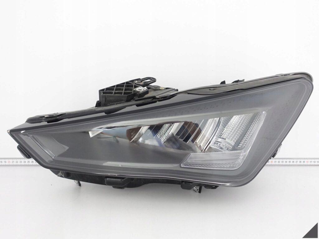 SEAT LEON IV 4 5FB 20- LAMPA FULL LED LEWA PRZÓD EUROPA 5FB941005D SEAT LEON IV 4 5FB 20- LAMPA FULL LED LEWA PRZÓD EUROPA 5FB941005D