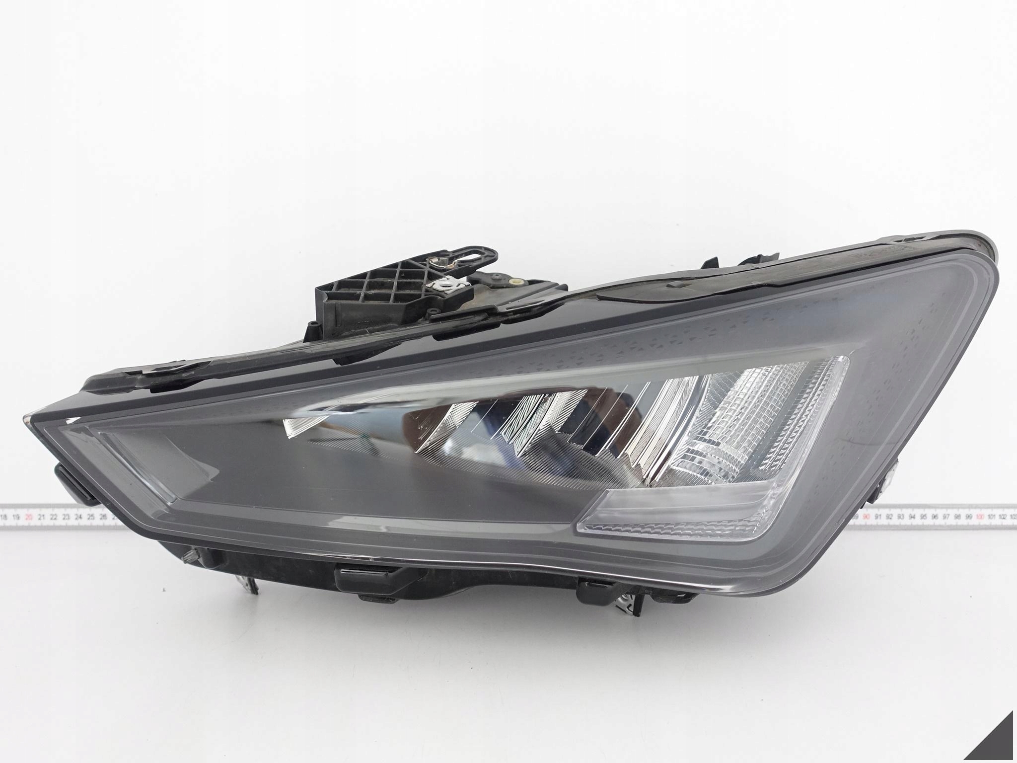 SEAT LEON IV 4 5FB 20- LAMPA FULL LED LEWA PRZÓD EUROPA 5FB941005D SEAT LEON IV 4 5FB 20- LAMPA FULL LED LEWA PRZÓD EUROPA 5FB941005D