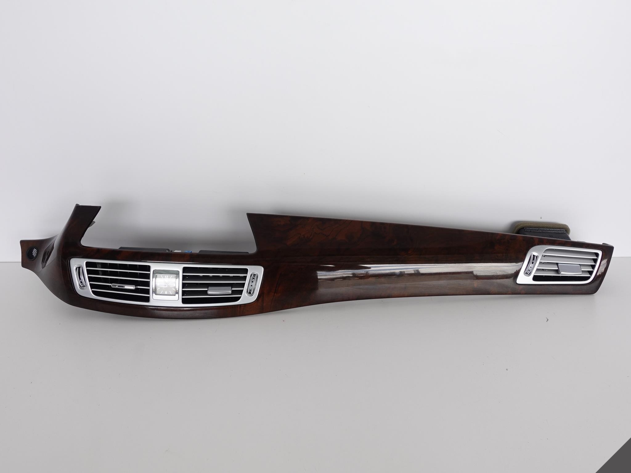 MERCEDES CLS 218 PANEL DEKOR KRATKI DREWNO ZEGAR MERCEDES CLS 218 PANEL DEKOR KRATKI DREWNO ZEGAR