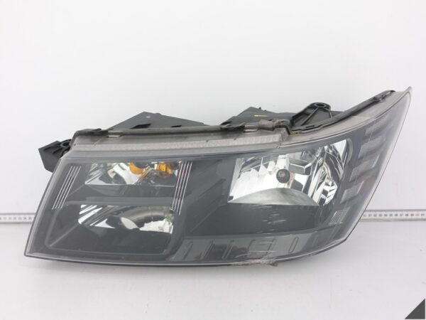 FIAT FREEMONT DODGE JOURNEY LAMPA ZWYKŁA HALOGEN LEWA PRZÓD EUROPA CZARNA