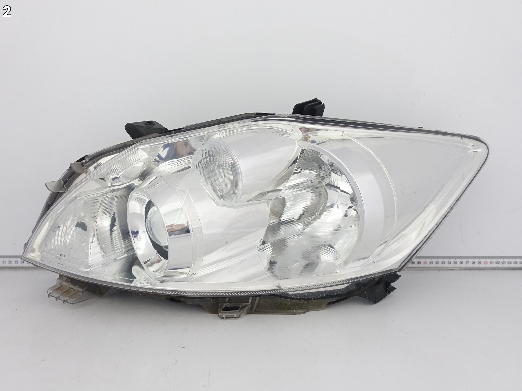 TOYOTA AURIS I HYBRID LIFT 09-12 LAMPA LEWA ZWYKŁA HALOGEN PRZÓD EUROPA TOYOTA AURIS I HYBRID LIFT 09-12 LAMPA LEWA ZWYKŁA HALOGEN PRZÓD EUROPA - obrazek 3