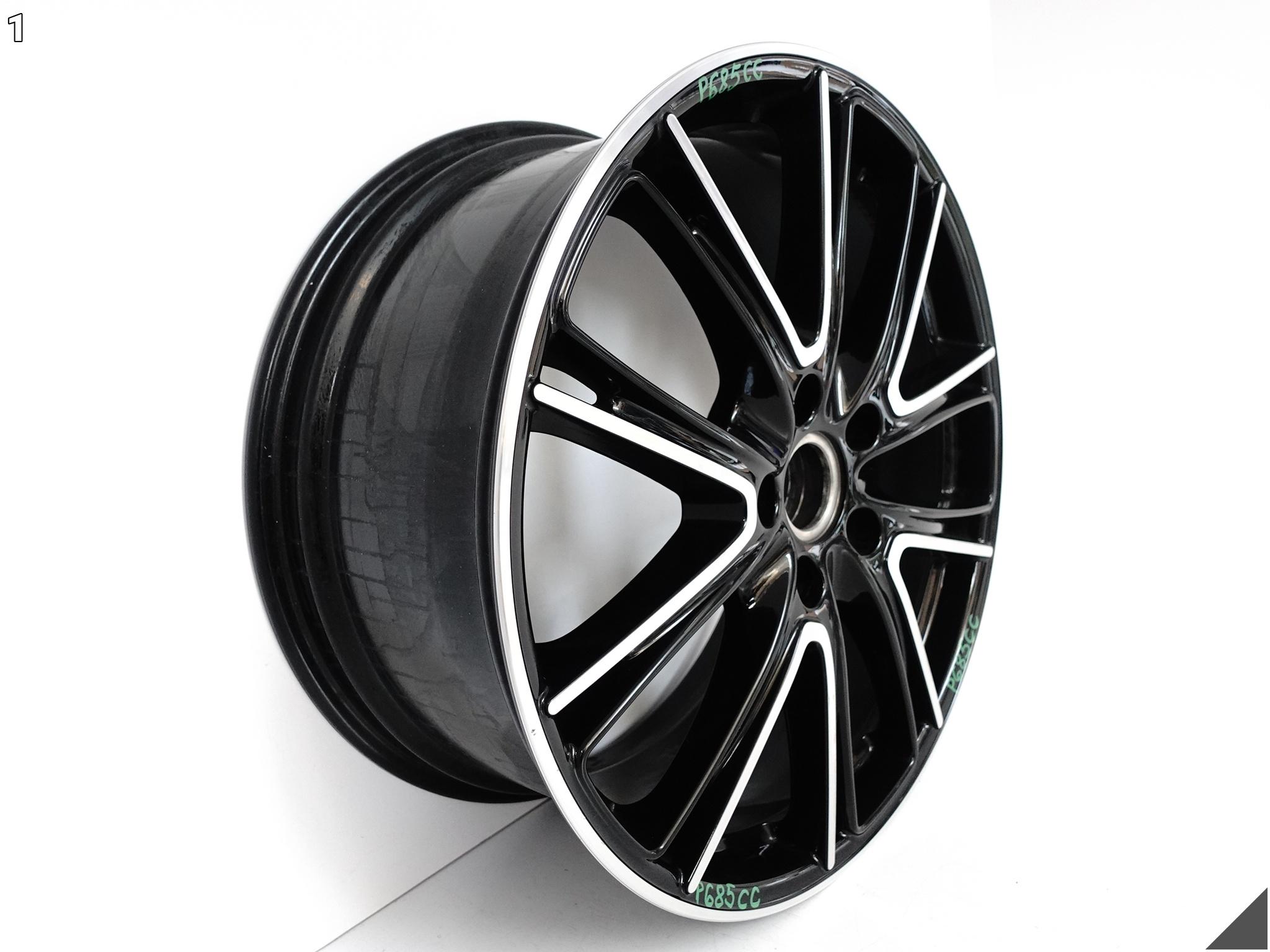 PORSCHE PANAMERA 971 EXCLUSIV DESIGN FELGA ALUFELGA 9,5Jx21 ET71 5×130 041 PORSCHE PANAMERA 971 EXCLUSIV DESIGN FELGA ALUFELGA 9,5Jx21 ET71 5x130 041 - obrazek 2