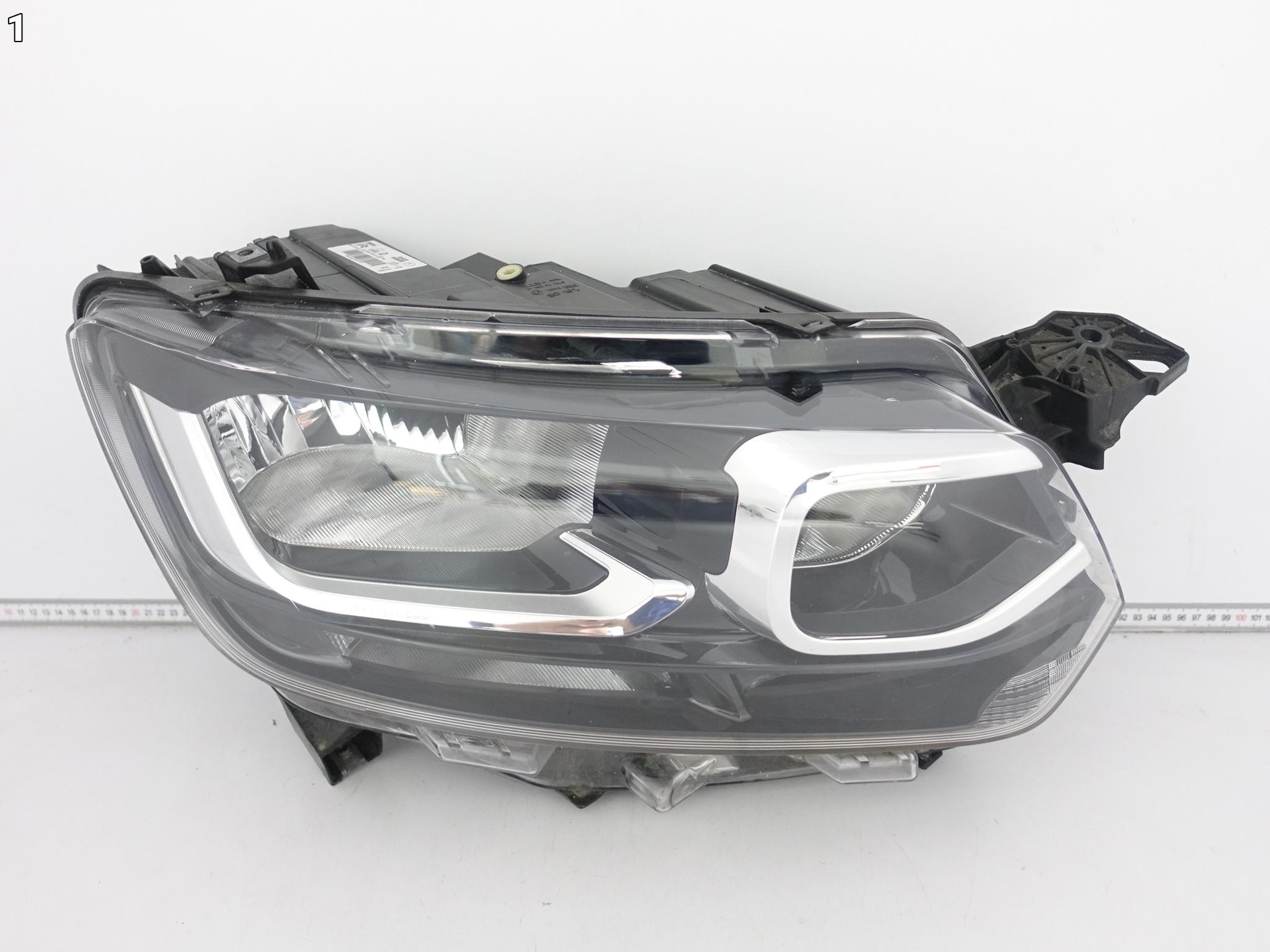 CITROEN BERLINGO III 3 IV 4 18-23 LAMPA PRAWA ZWYKŁA HALOGEN H7 PRZÓD EUROPA CITROEN BERLINGO III 3 IV 4 18-23 LAMPA PRAWA ZWYKŁA HALOGEN H7 PRZÓD EUROPA - obrazek 2