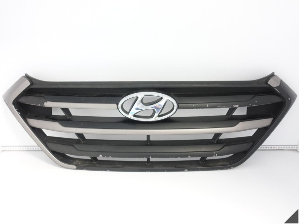 HYUNDAI TUCSON III 3 15-18 GRILL ATRAPA KRATKA W ZDERZAK PRZÓD