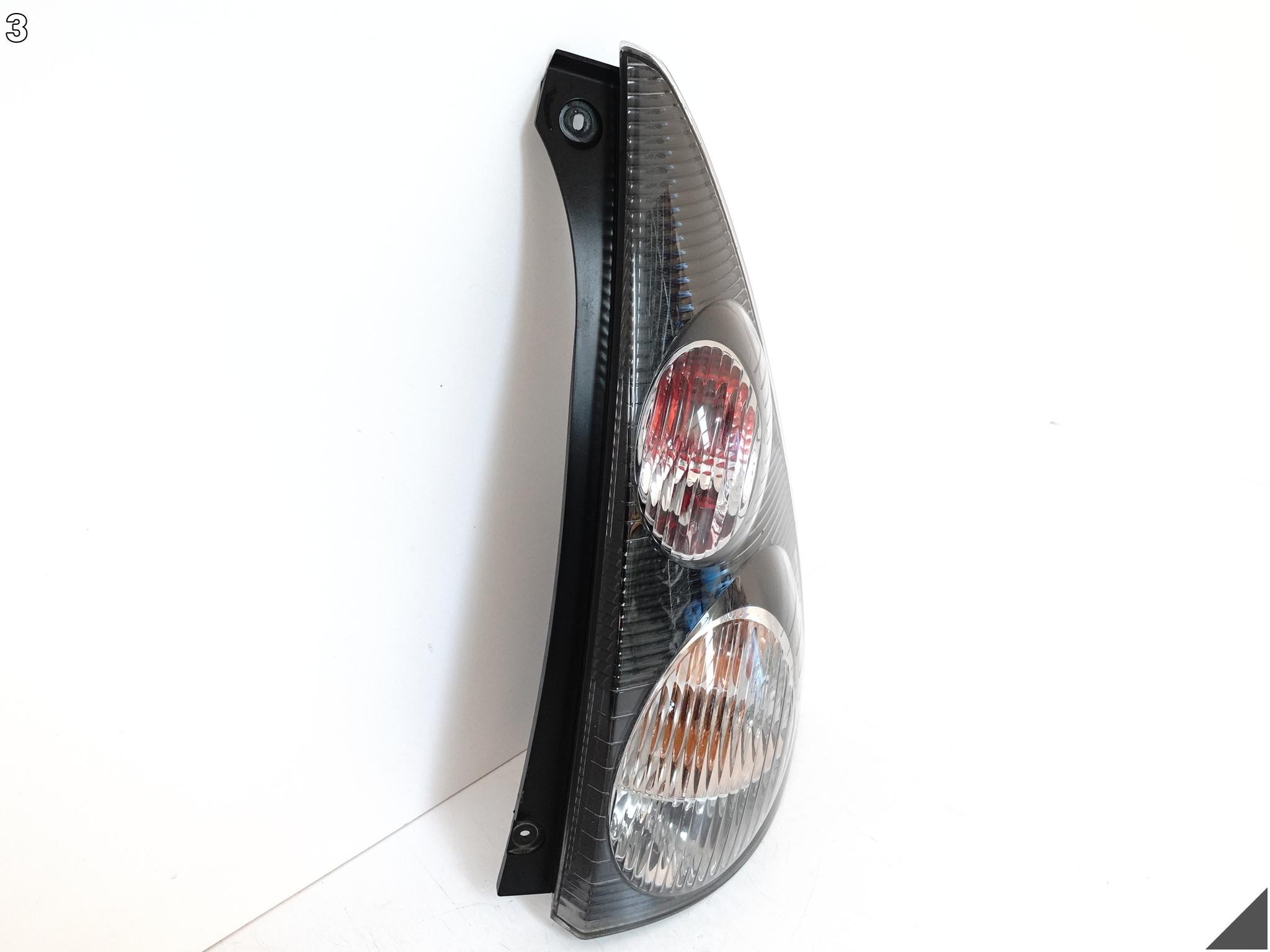 CITROEN C1 I PM / PN 05-14 LIFT LAMPA PRAWA TYŁ 81550-0H060 EU CITROEN C1 I PM / PN 05-14 LIFT LAMPA PRAWA TYŁ 81550-0H060 EU - obrazek 4