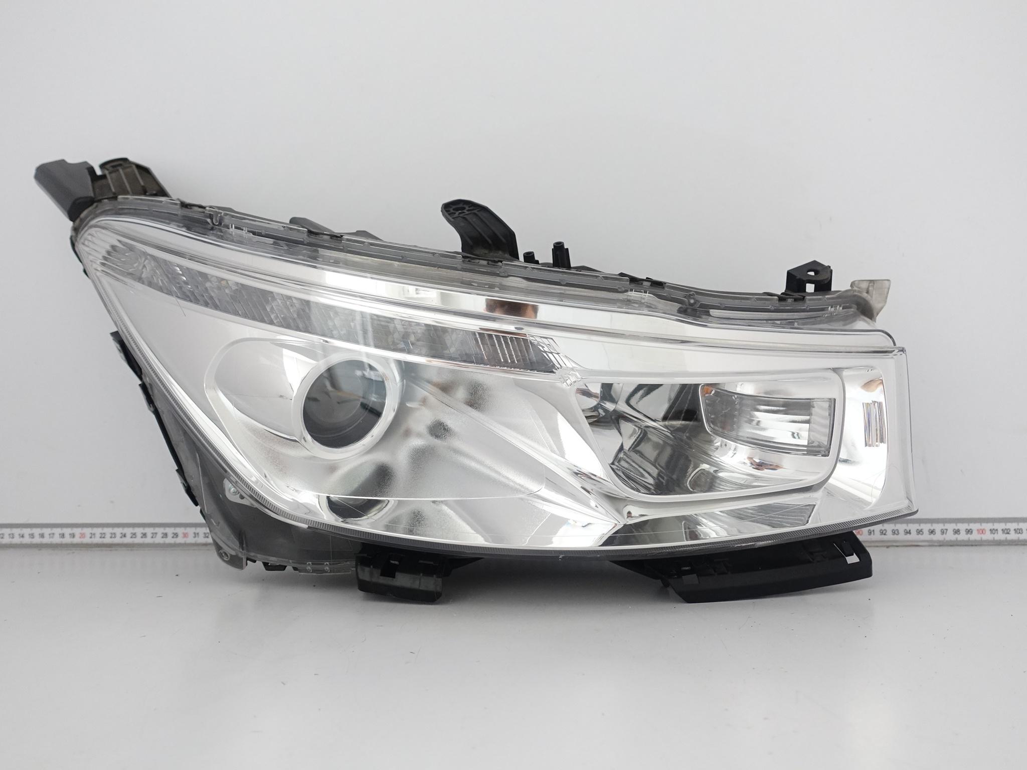 PEUGEOT 4008 12-16 LAMPA XENON PRAWA PRZÓD EUROPA PEUGEOT 4008 12-16 LAMPA XENON PRAWA PRZÓD EUROPA