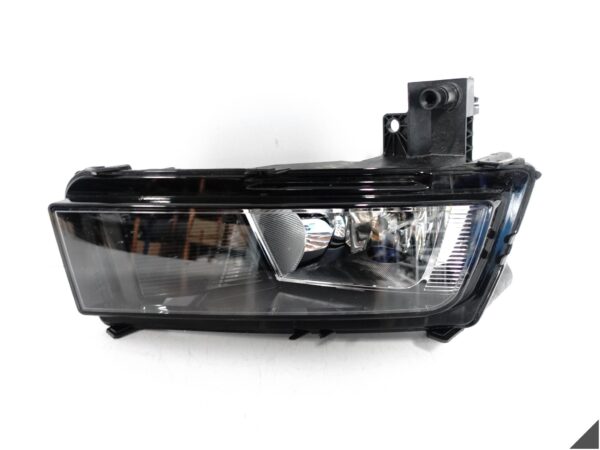 VW TOURAN II 2 5TA 15- LAMPA PRZECIWMGIELNA HALOGEN PRAWA PRZÓD