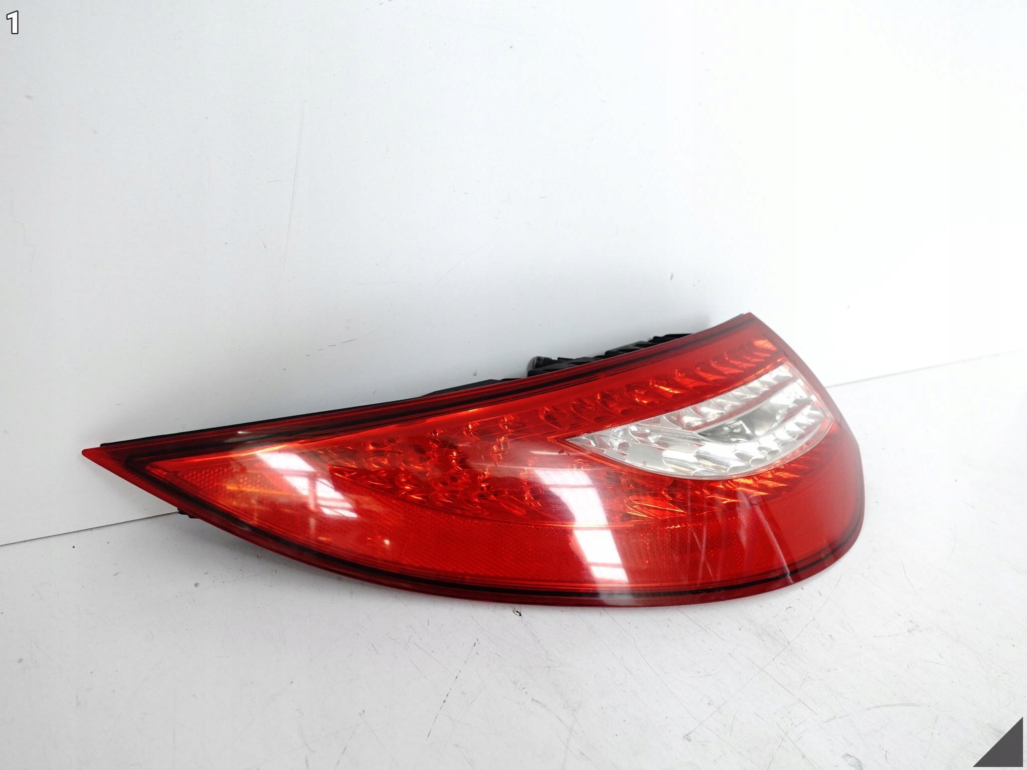 PORSCHE 911 997 MK2 LIFT 09-12 LAMPA LED LEWA TYŁ EUROPA PORSCHE 911 997 MK2 LIFT 09-12 LAMPA LED LEWA TYŁ EUROPA - obrazek 2