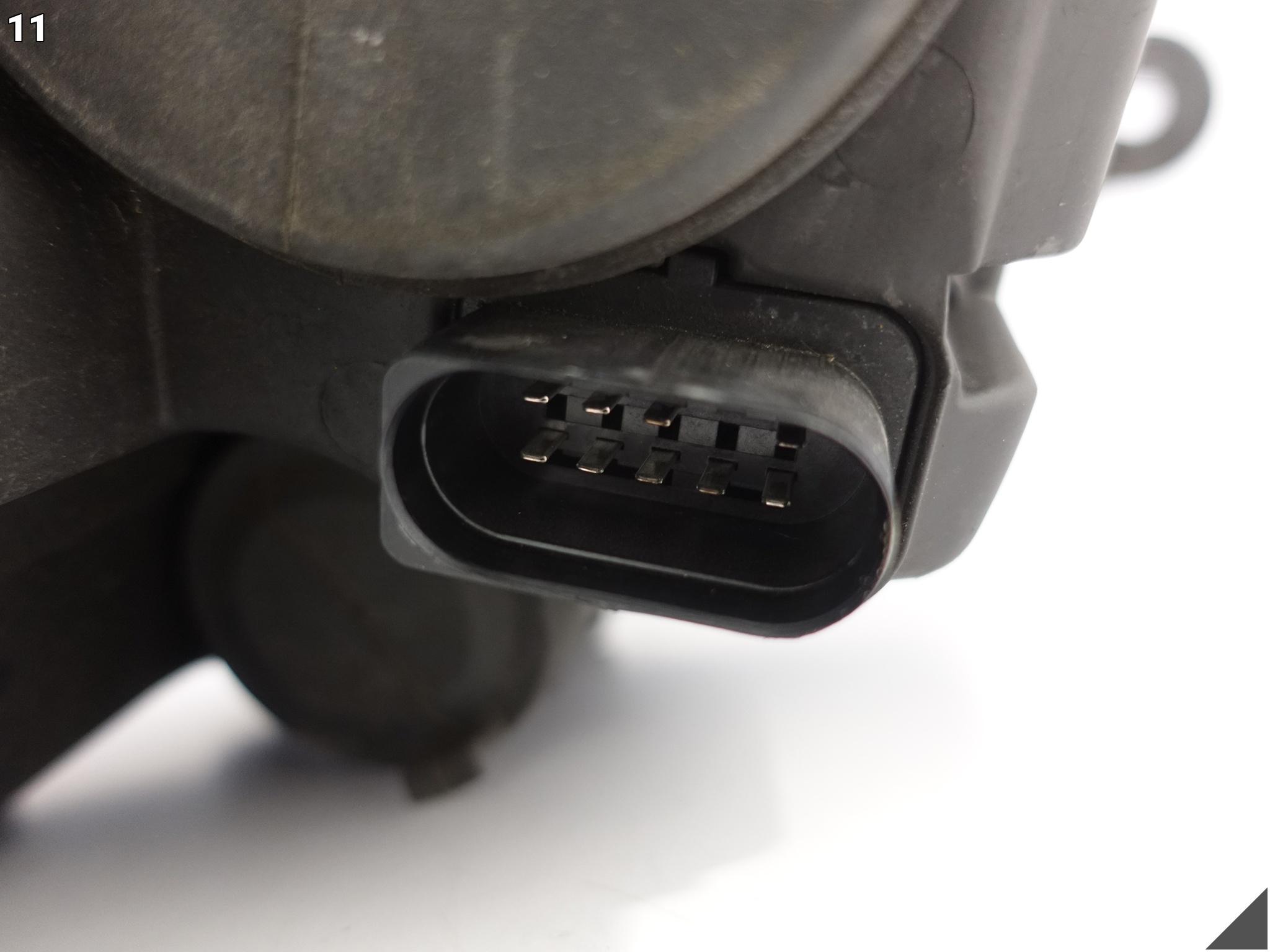 VW T6 TRANSPORTER MULTIVAN 7E1 15-19 LAMPA ZWYKŁA H7 HALOGEN LEWA PRZÓD EU VW T6 TRANSPORTER MULTIVAN 7E1 15-19 LAMPA ZWYKŁA H7 HALOGEN LEWA PRZÓD EU - obrazek 12