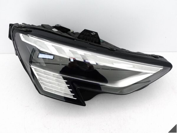 AUDI A3 S3 8Y0 20-23 LAMPA FULL LED MATRIX PRAWA PRZÓD EUROPA *036* + MODUŁ