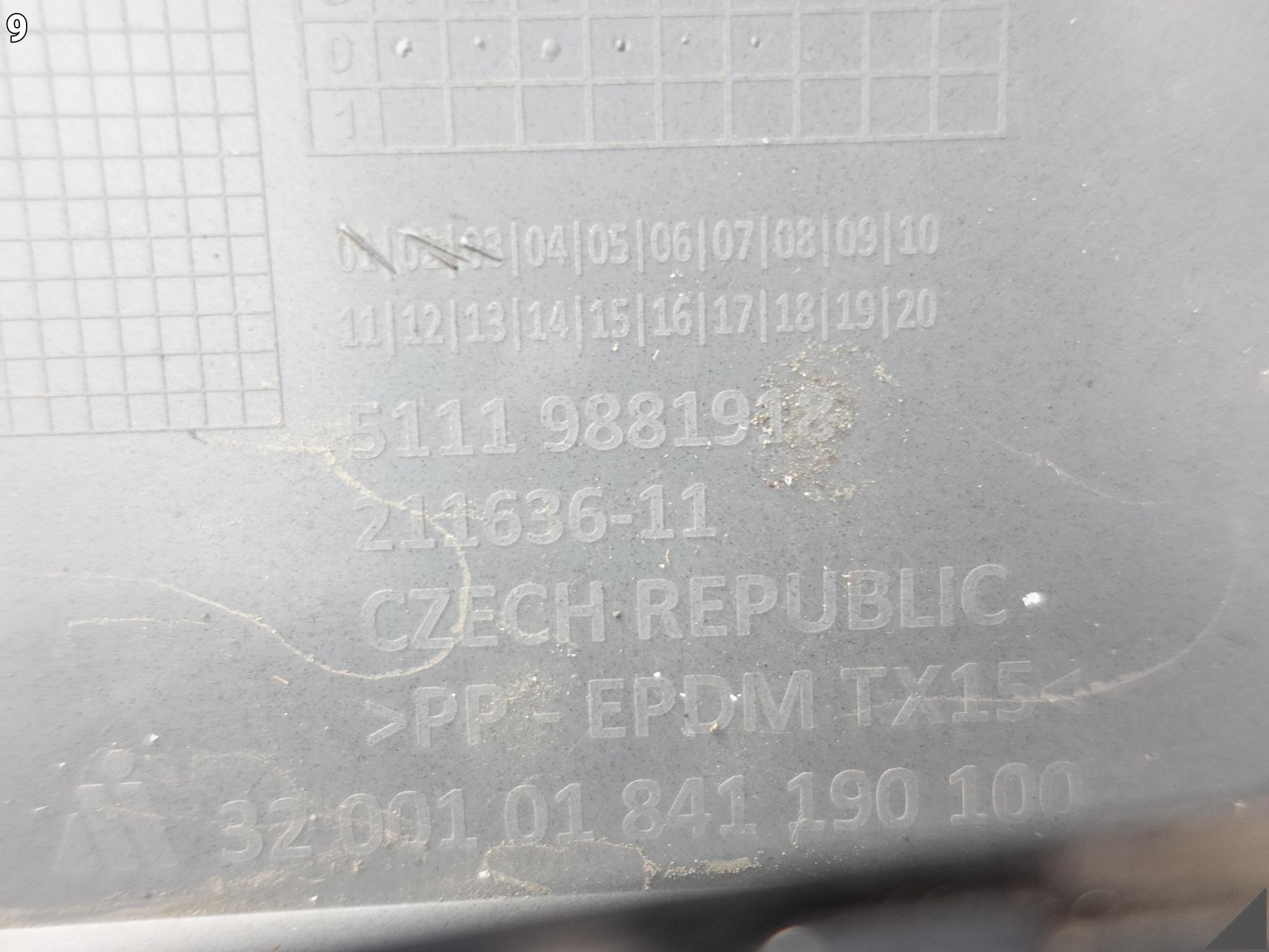 BMW X1 U11 M-PAKIET 22- DOLNA KRATKA ATRAPA W ZDERZAK PRZÓD POD PDC BMW X1 U11 M-PAKIET 22- DOLNA KRATKA ATRAPA W ZDERZAK PRZÓD POD PDC - obrazek 10