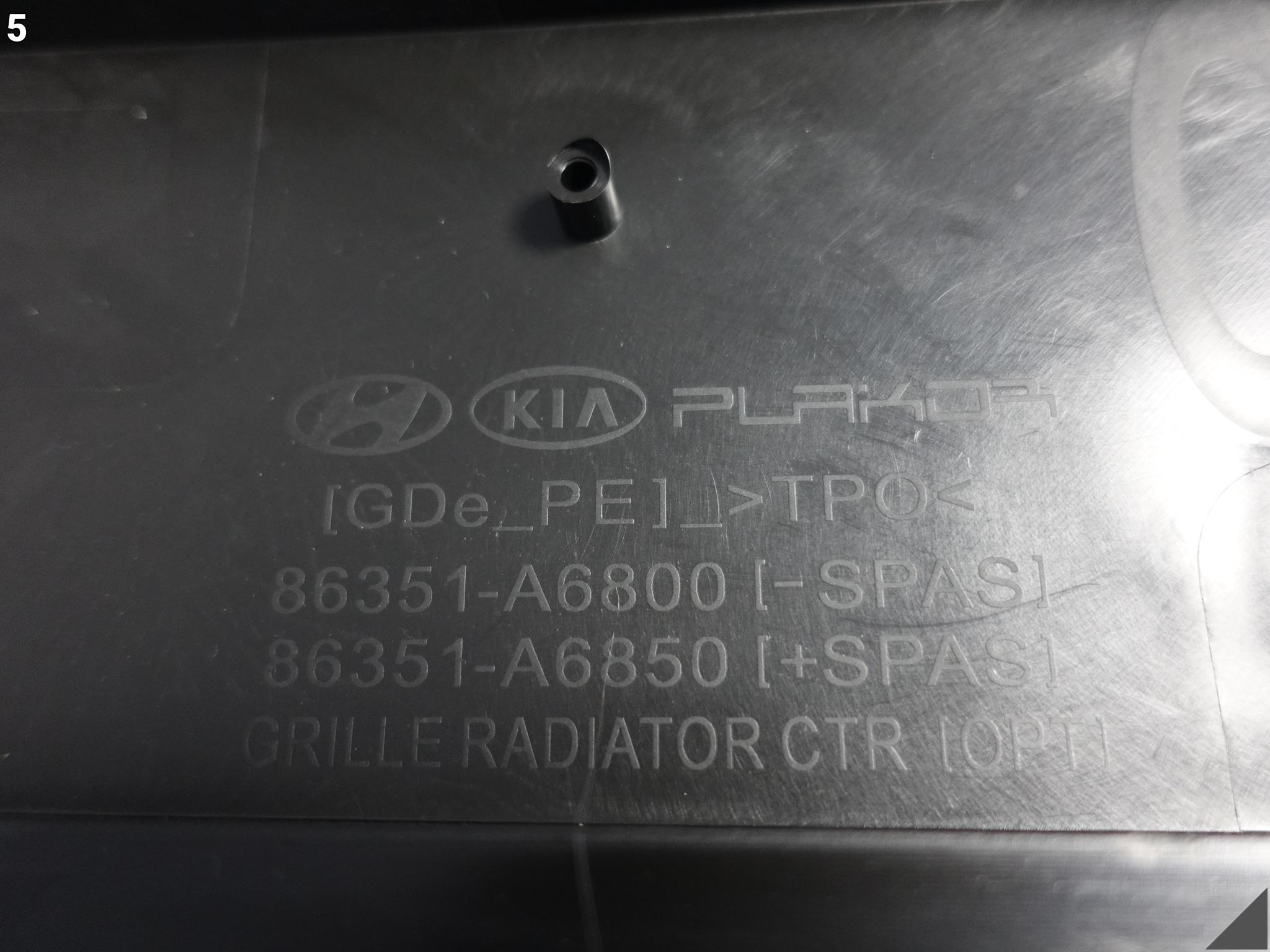 HYUNDAI I30 II 2 LIFT 14-17 GRILL ATRAPA KRATKA W ZDERZAK PRZÓD EMBLEMAT HYUNDAI I30 II 2 LIFT 14-17 GRILL ATRAPA KRATKA W ZDERZAK PRZÓD EMBLEMAT - obrazek 6