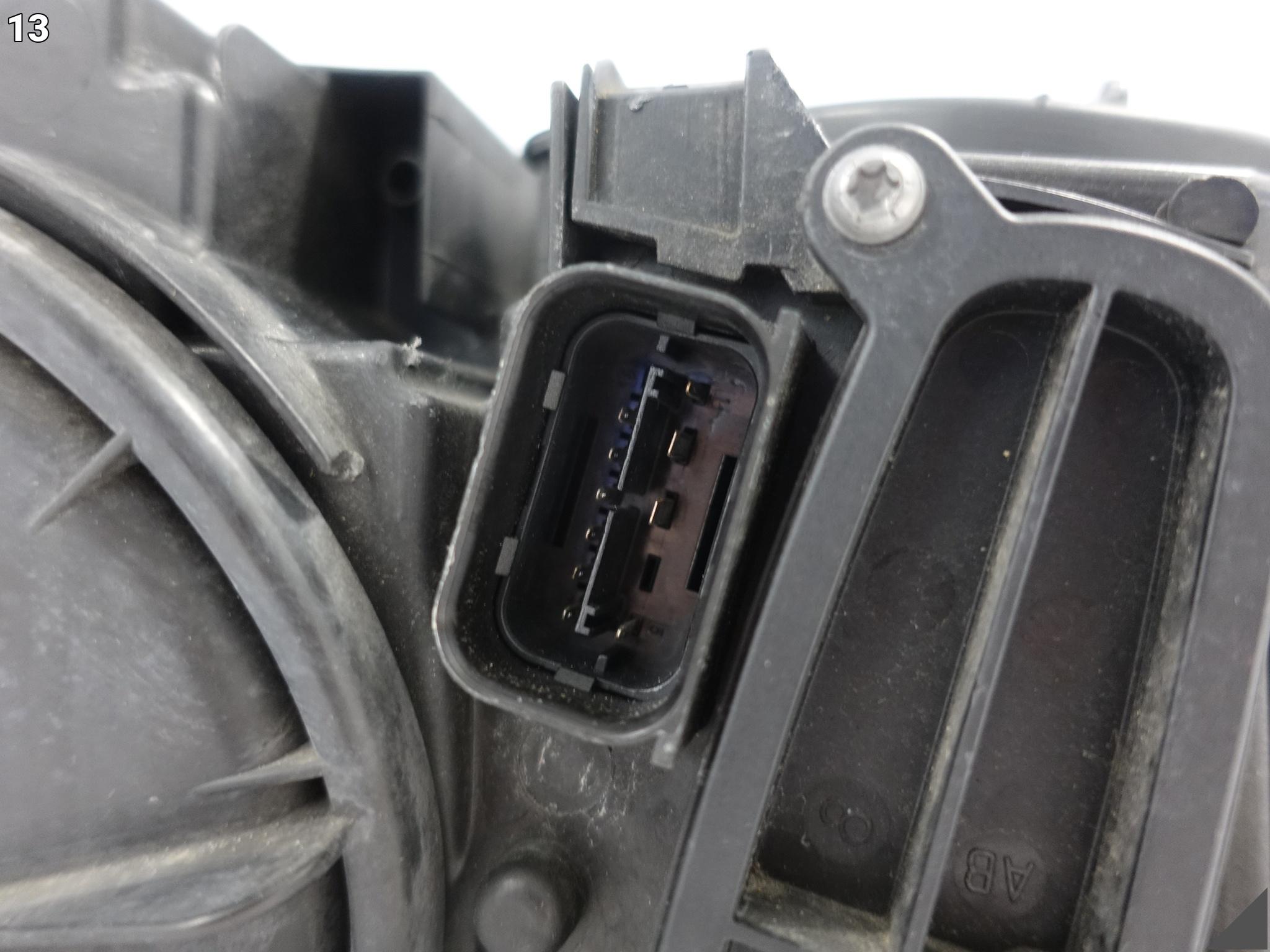 BMW 4 F32 F33 F36 M3 F80 M4 F82 13-17 LAMPA FULL LED LEWA PRZÓD KOMPLETNA BMW 4 F32 F33 F36 M3 F80 M4 F82 13-17 LAMPA FULL LED LEWA PRZÓD KOMPLETNA - obrazek 14