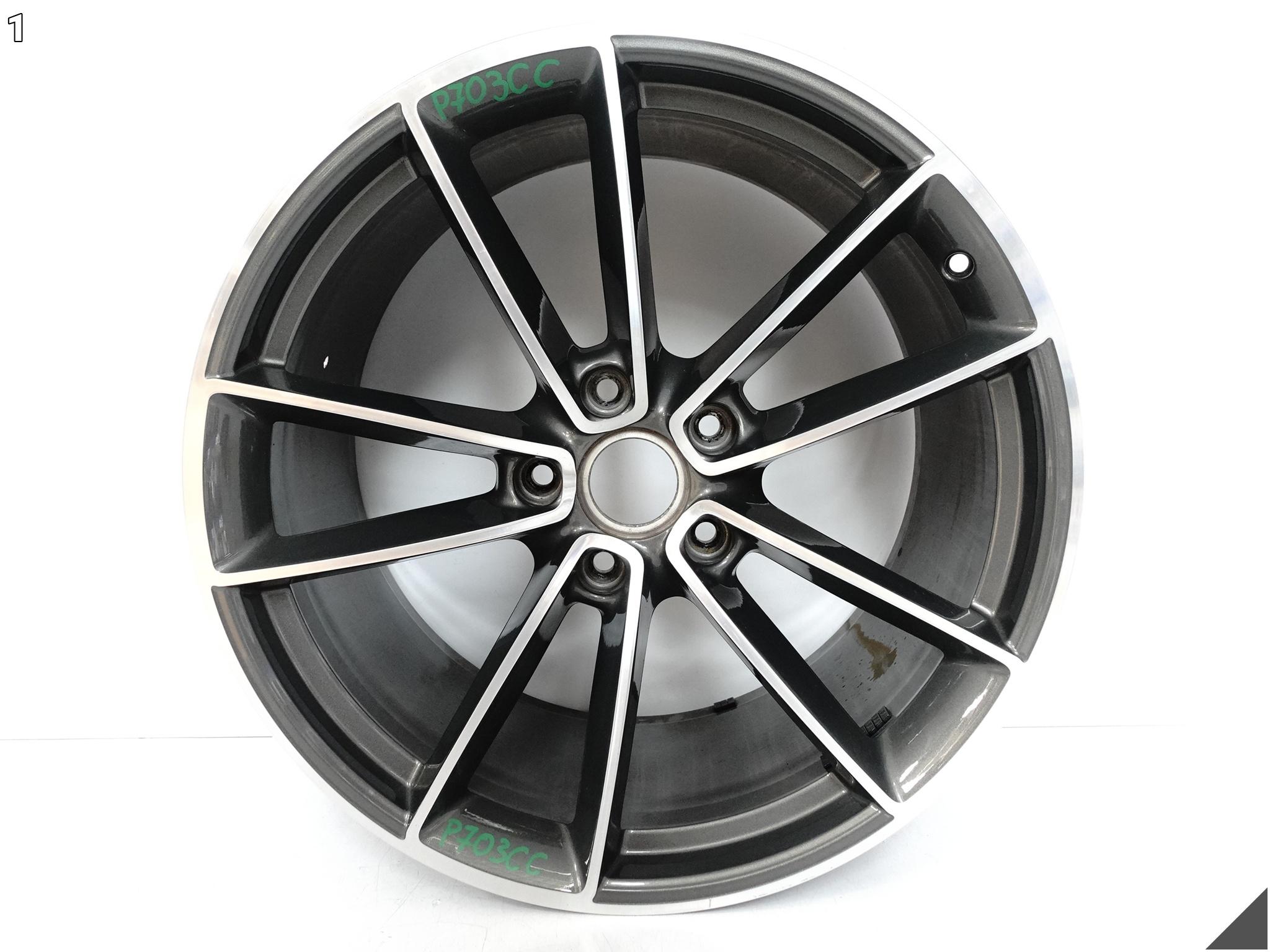 PORSCHE 911 992 CARRERA CLASSIC 3 FELGA ALUFELGA 11,5Jx21 ET67 5×130 OC6 PORSCHE 911 992 CARRERA CLASSIC 3 FELGA ALUFELGA 11,5Jx21 ET67 5x130 OC6 - obrazek 2