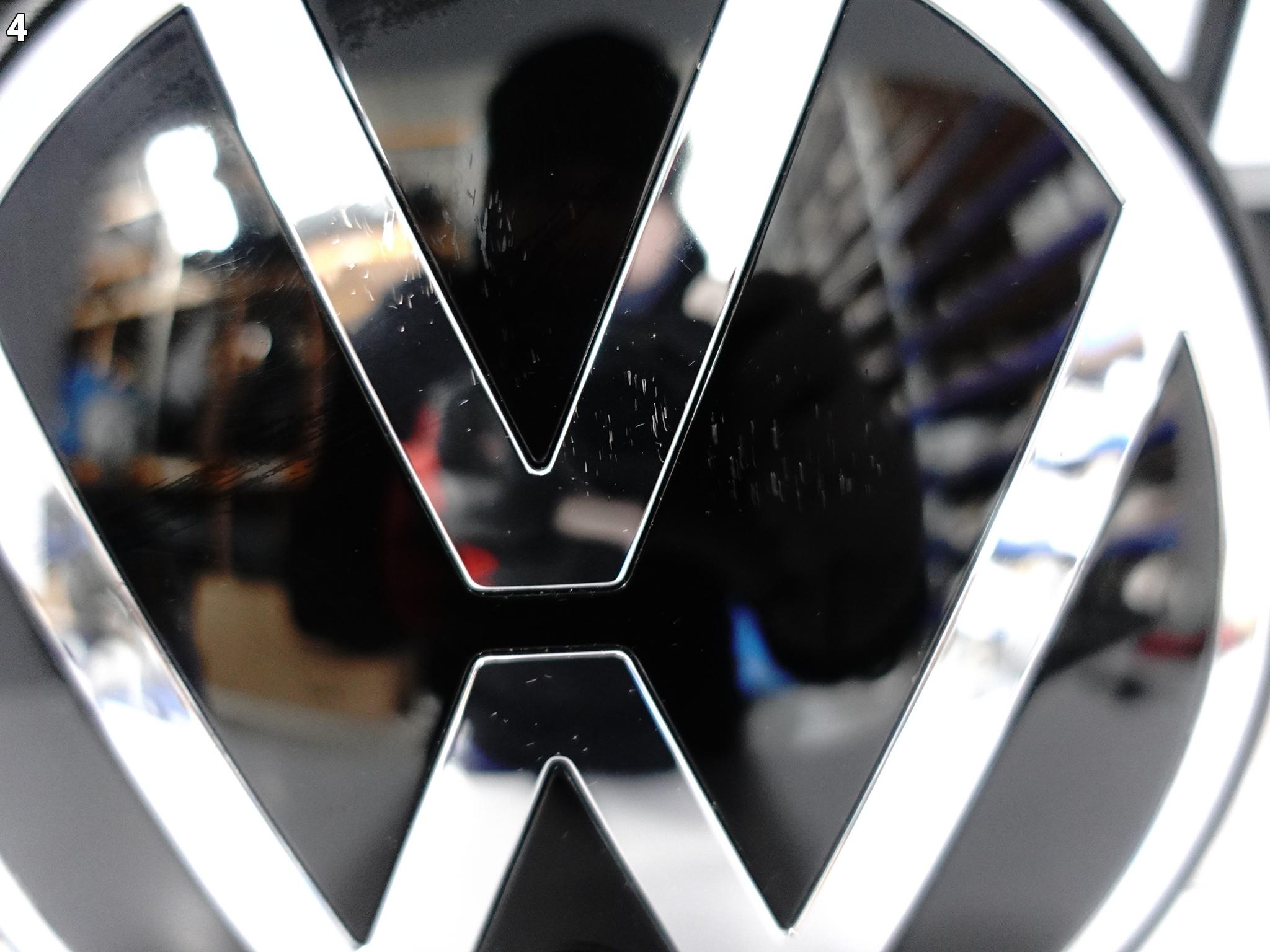 VW AMAROK II 2 V6 N1XB 2HJ 22- GRILL ATRAPA KRATKA EMBLEMAT W ZDERZAK PRZÓD VW AMAROK II 2 V6 N1XB 2HJ 22- GRILL ATRAPA KRATKA EMBLEMAT W ZDERZAK PRZÓD - obrazek 5